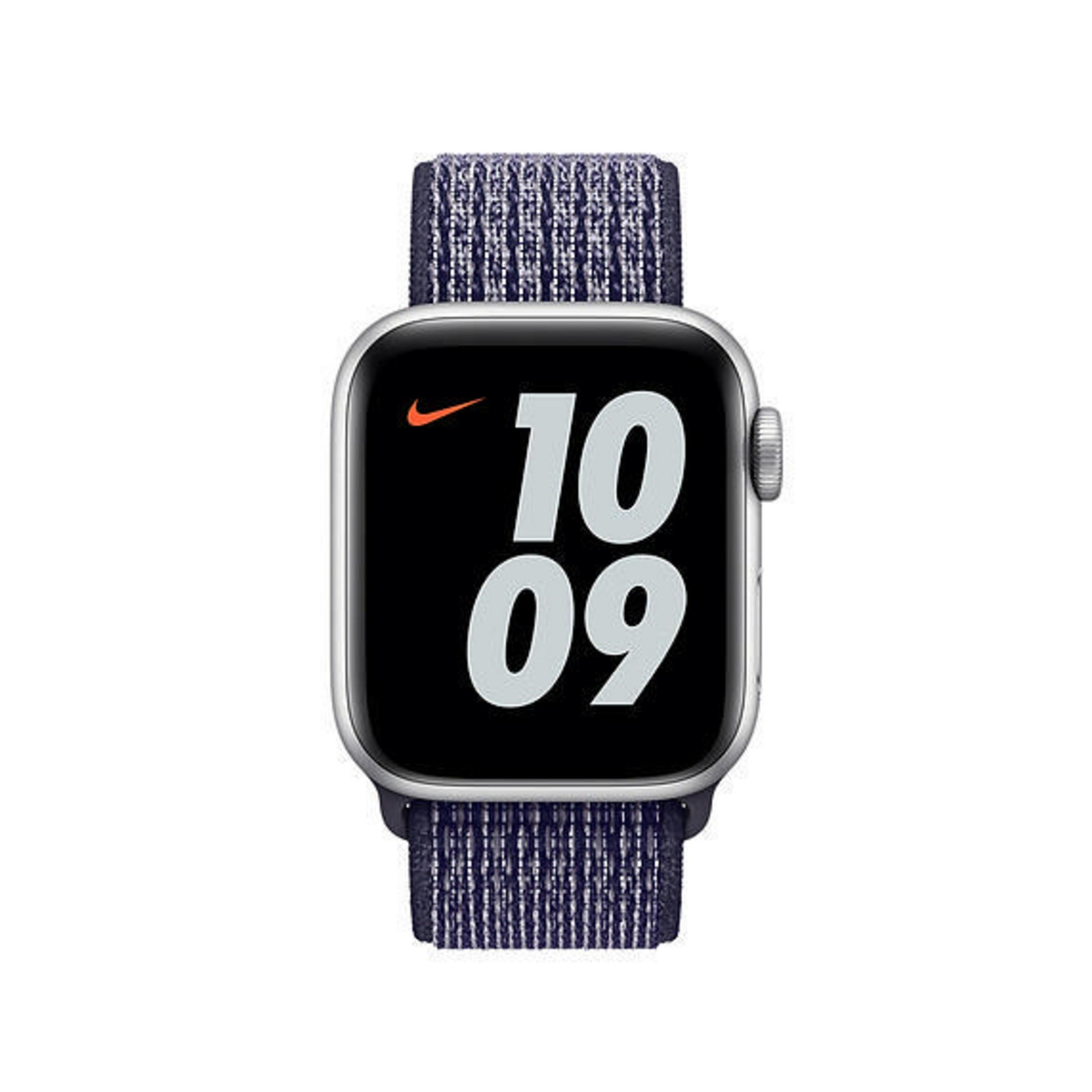 Apple Watch avec bracelet bleu affichant 10:09.