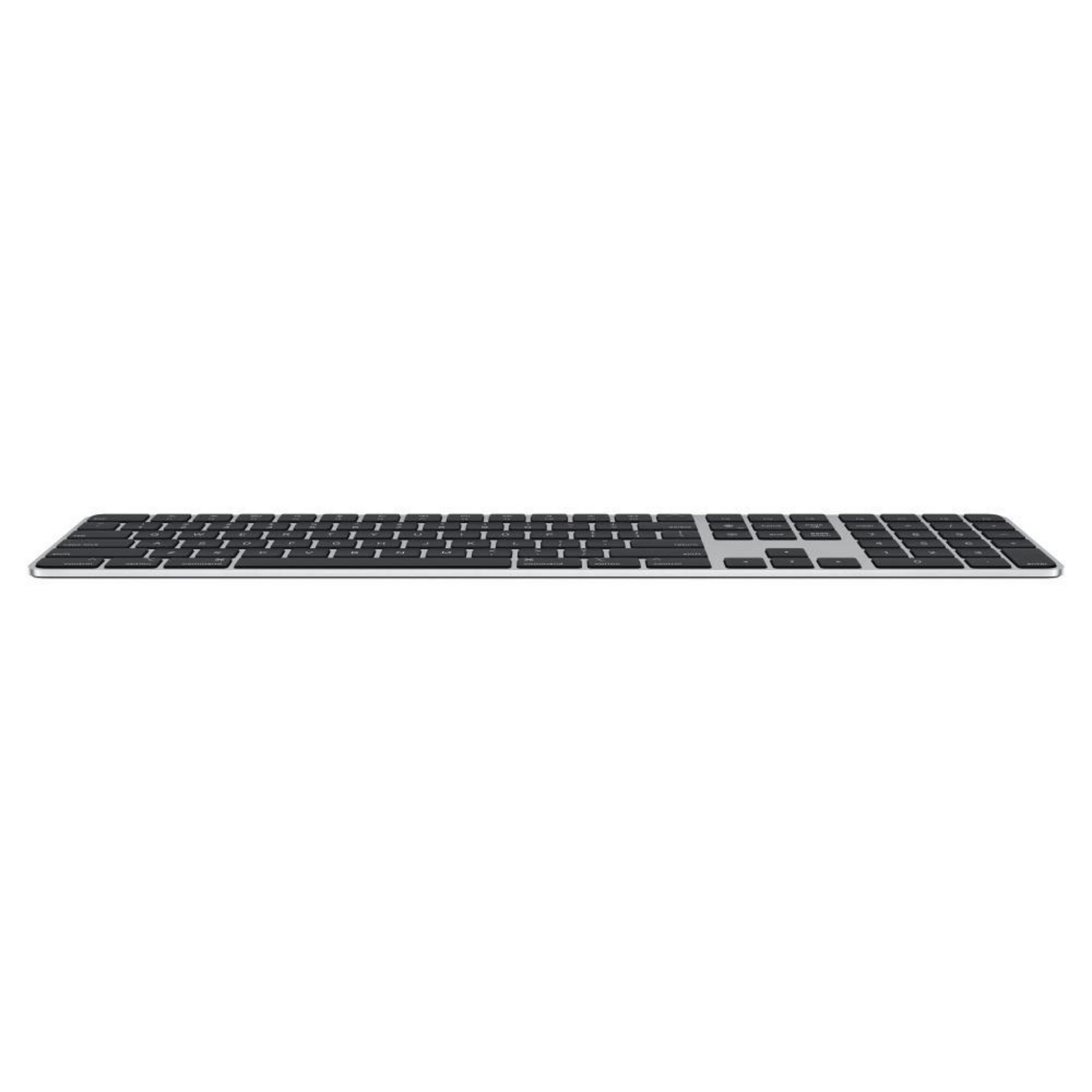 Silberne Tastatur mit schwarzen Tasten.