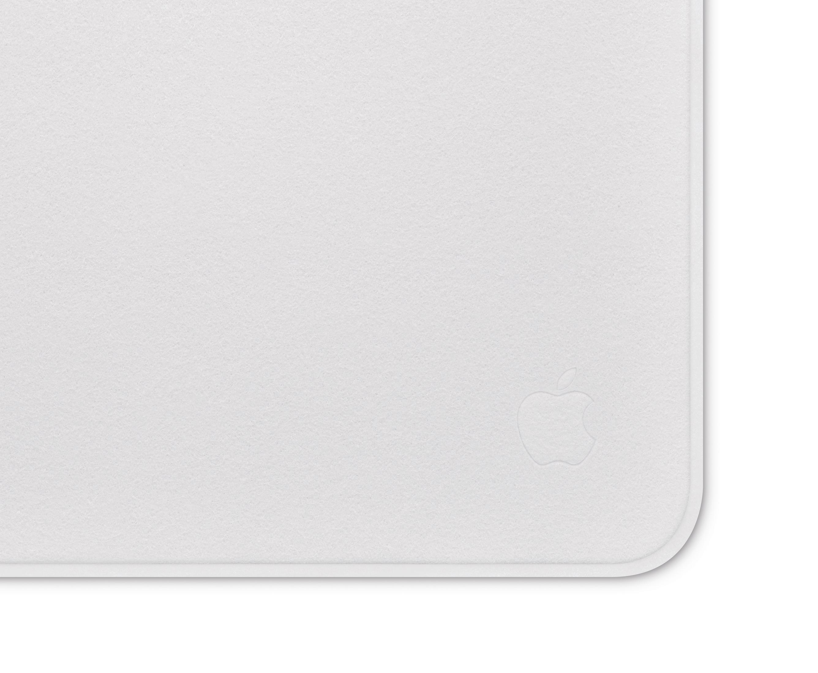 Tappetino di ricarica MagSafe bianco Apple con logo Apple in rilievo.