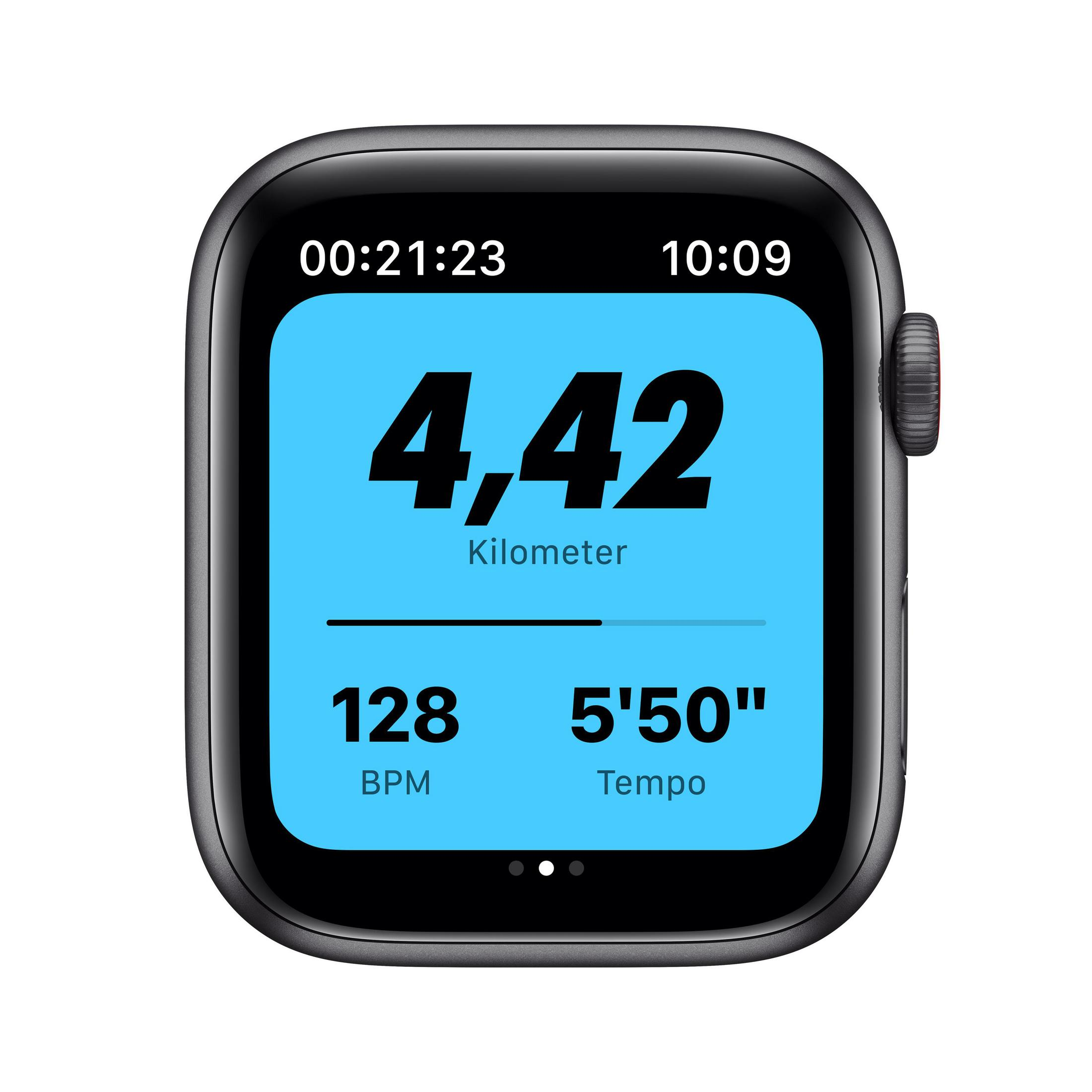 Apple Watch-Bildschirm zeigt Laufdaten: Zeit, Distanz, Tempo und Herzfrequenz.