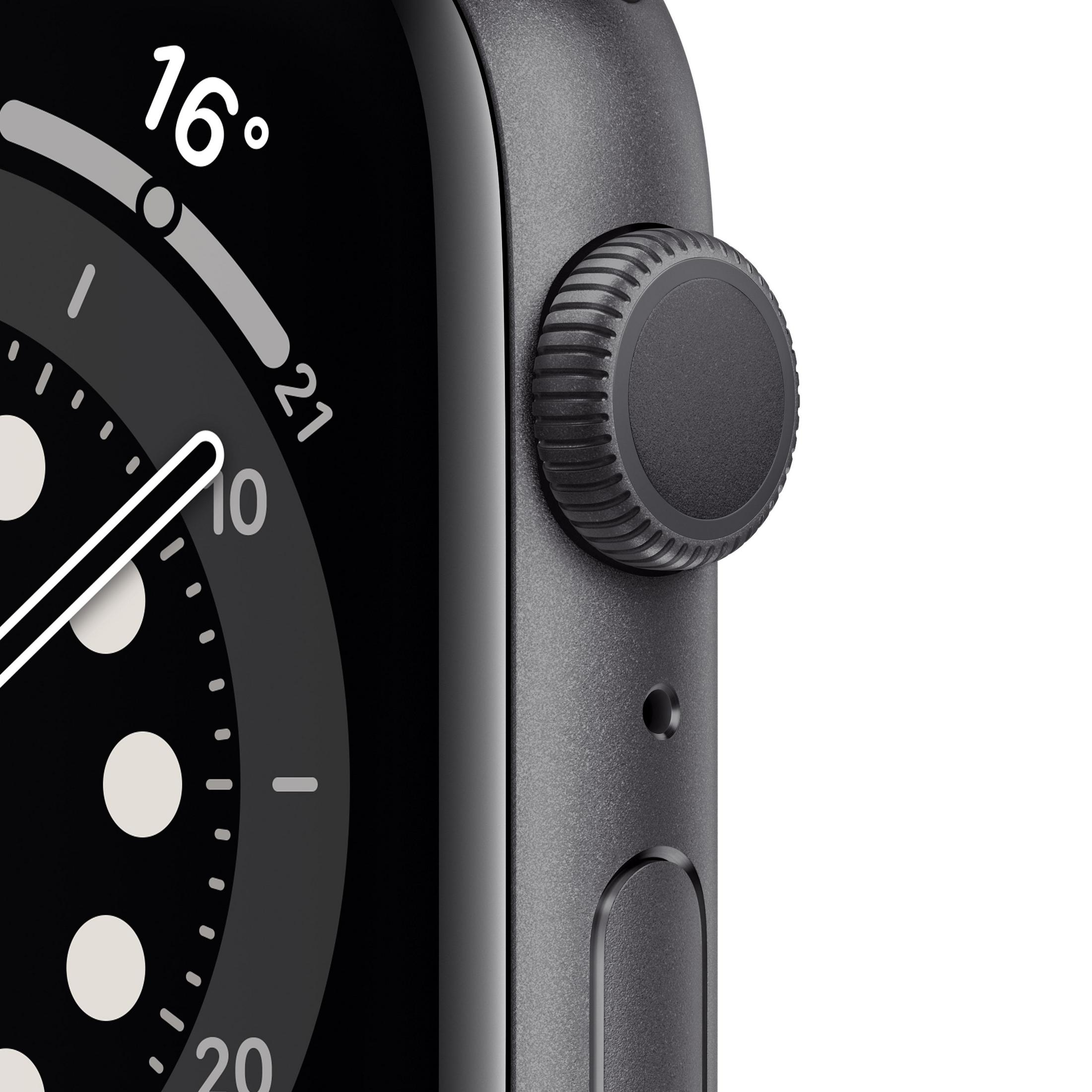 Nahaufnahme der Apple Watch, graues Gehäuse, schwarzes Display und schwarze Krone.