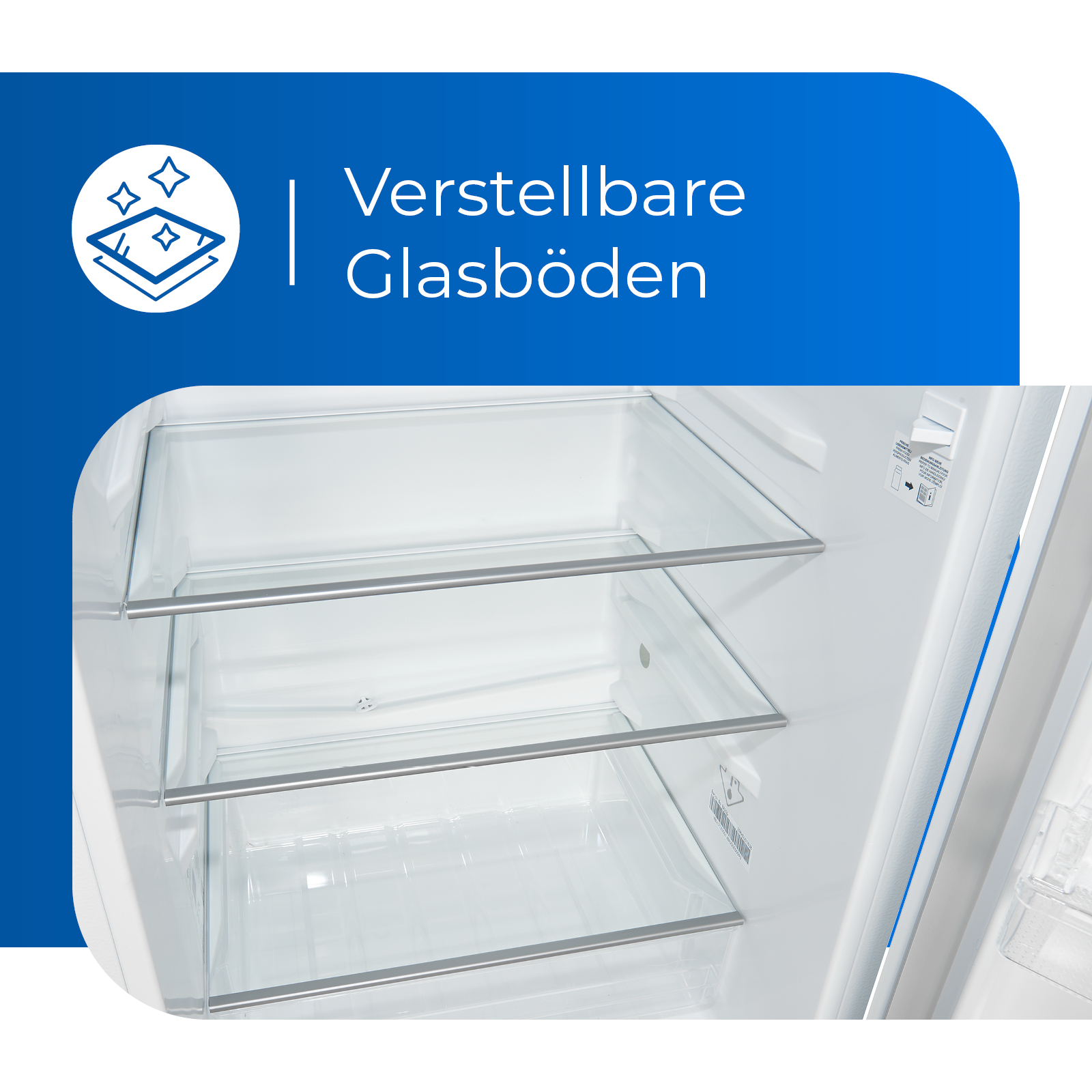 Interior de refrigerador con estantes de vidrio ajustables, mostrando espacio limpio y vacío.