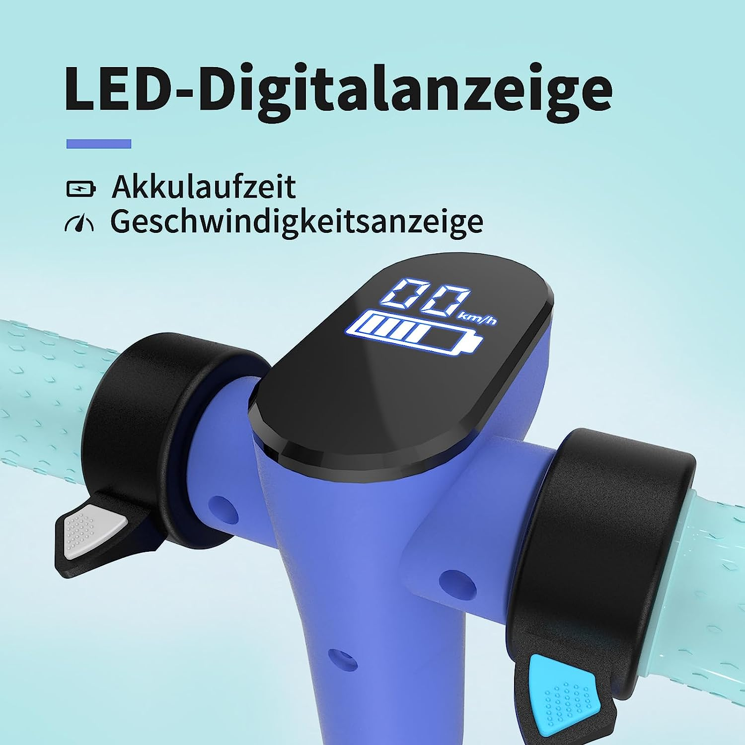 Nahaufnahme des Displays eines Elektrorollers, das Geschwindigkeit und Akkulaufzeit anzeigt, mit blauen und schwarzen Griffen.