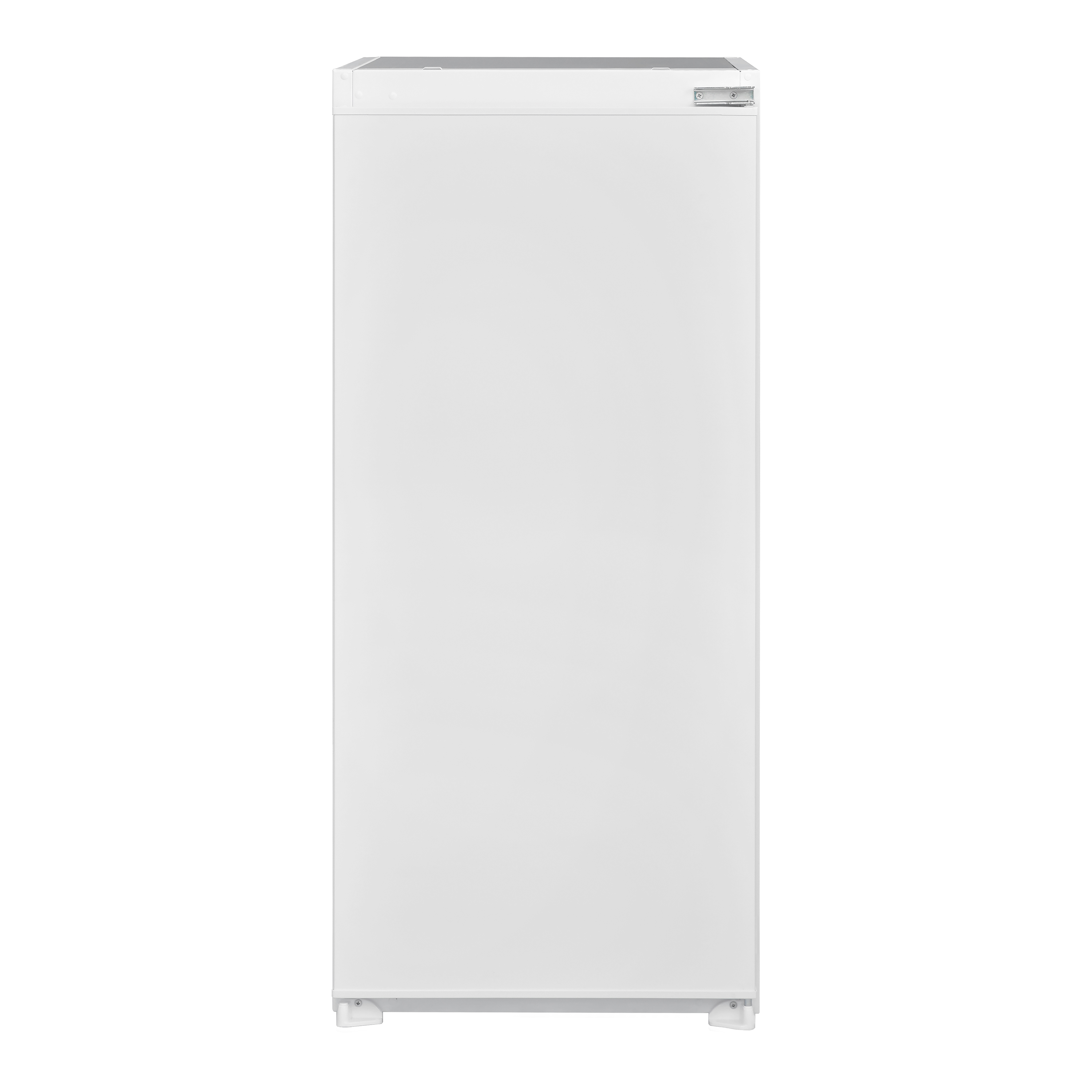 Ein weißer Kühlschrank auf weißem Hintergrund, Vorderansicht. Der Kühlschrank ist hoch und hat ein schlichtes Design.