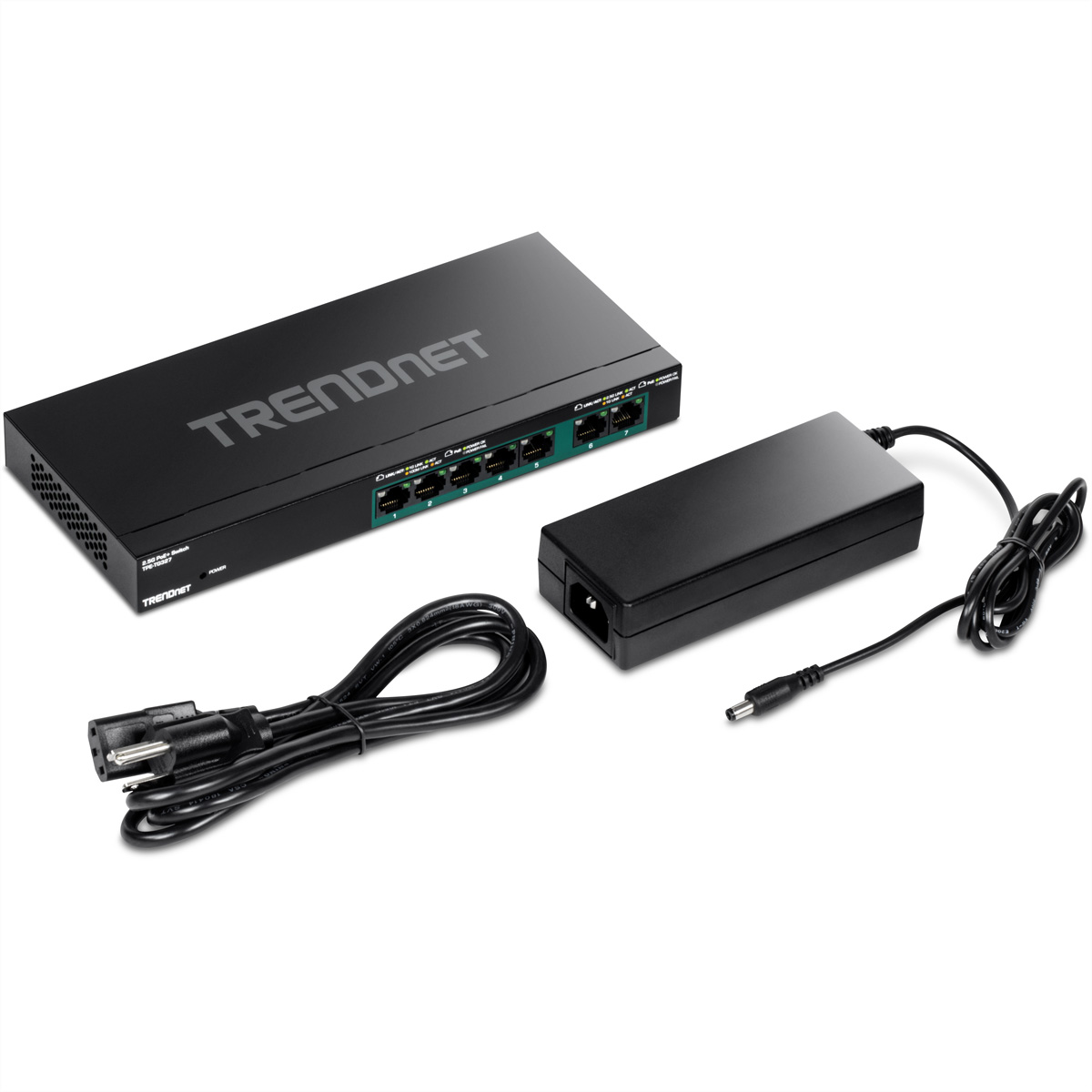 Routeur TRENDnet noir avec ports, adaptateur secteur et cordon d'alimentation. Le routeur est sur une surface blanche.