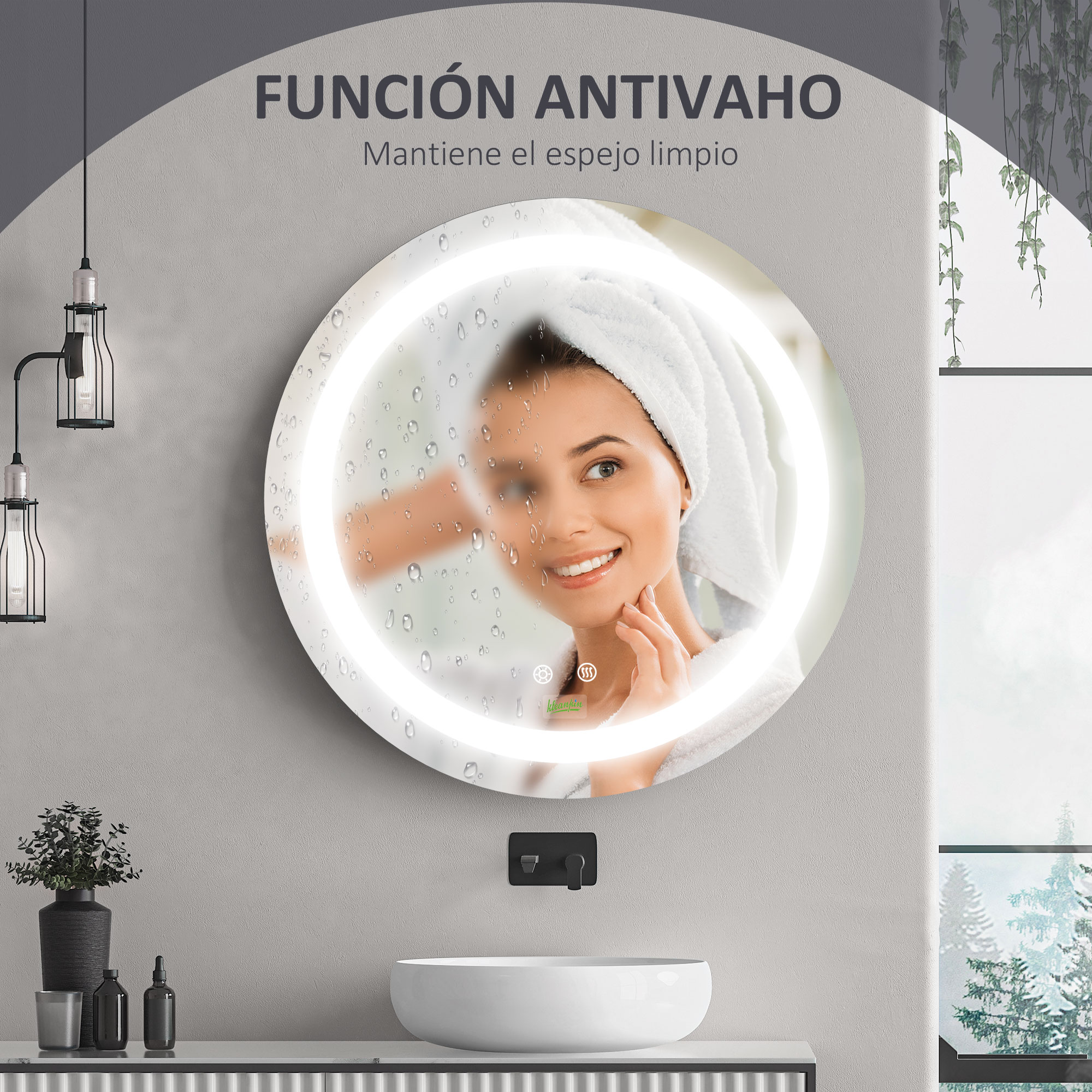 Mujer mira en espejo iluminado con gotas de agua. Lavabo y planta son visibles.