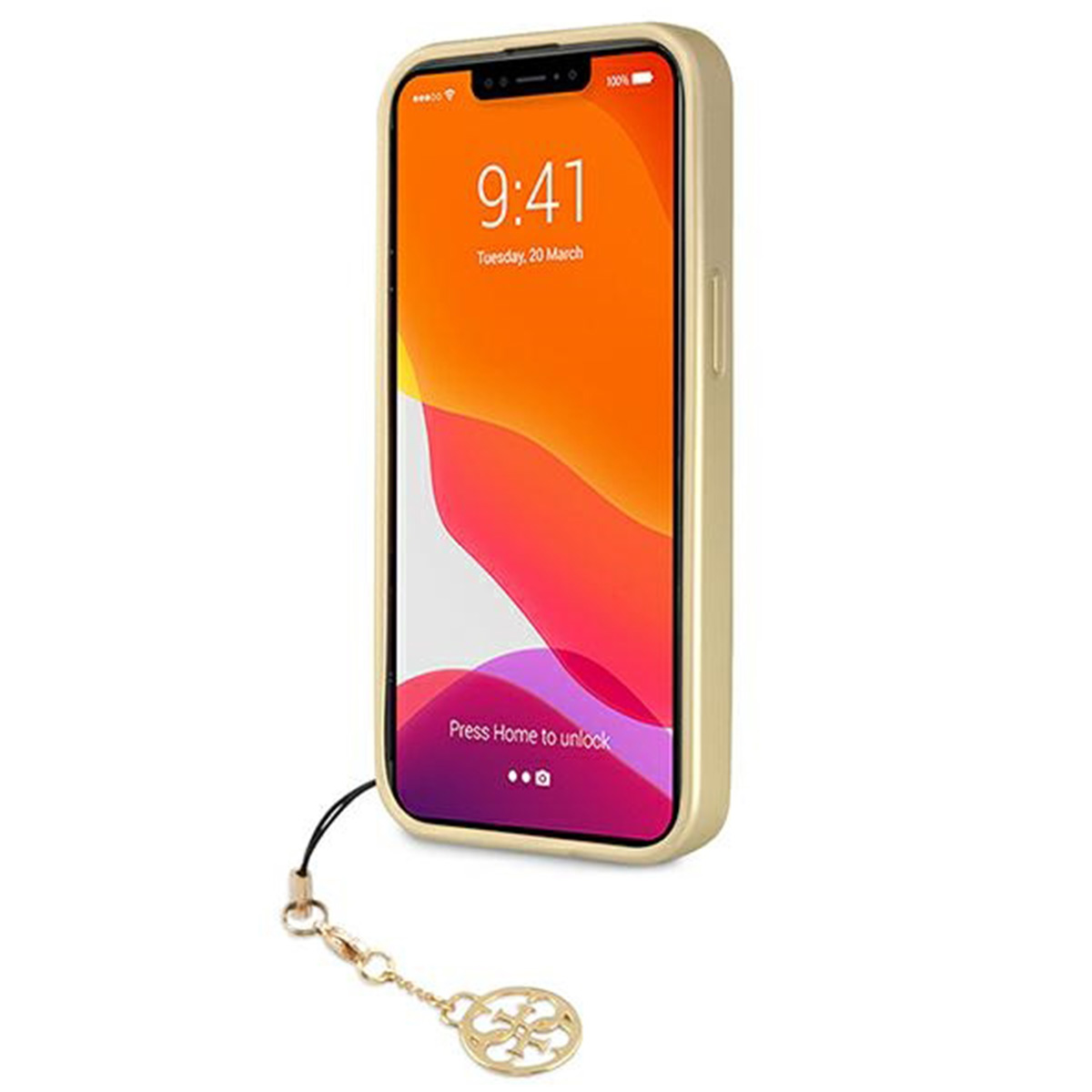 Ein goldenes iPhone in einer Hülle mit Charm, zeigt den Sperrbildschirm.