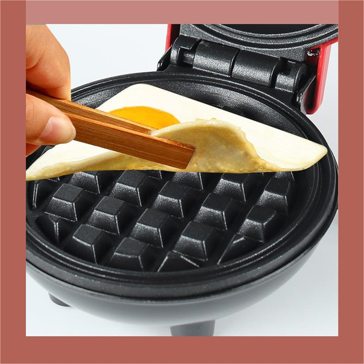 UWOT 350W Toaster: automatische Randversiegelung Rot Waffelmaschine Antihaftbeschichtung, Beheizung, Rot beidseitige