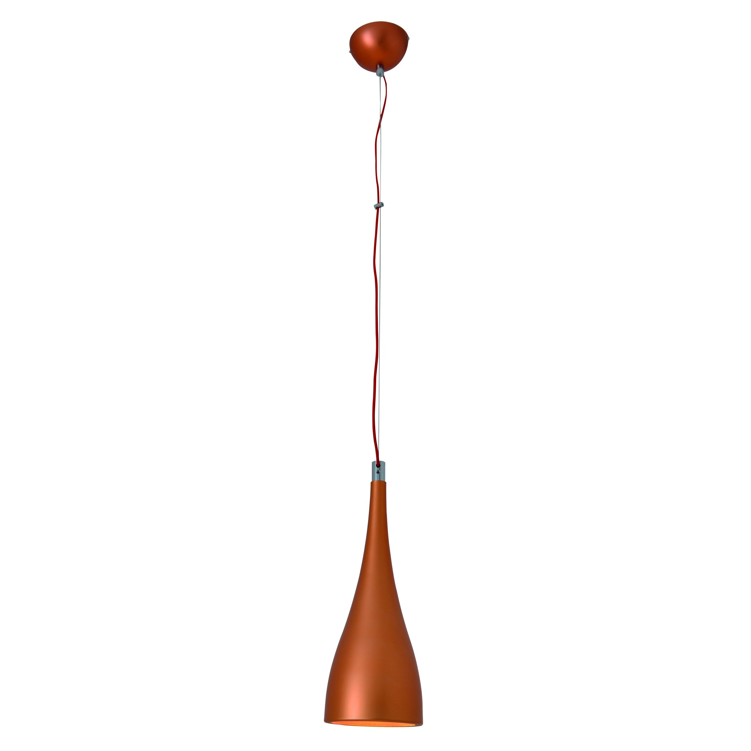 Kupferfarbene Pendelleuchte. Es ist eine lange, konische Form. Das Kabel ist rot. Die Halterung ist oben.