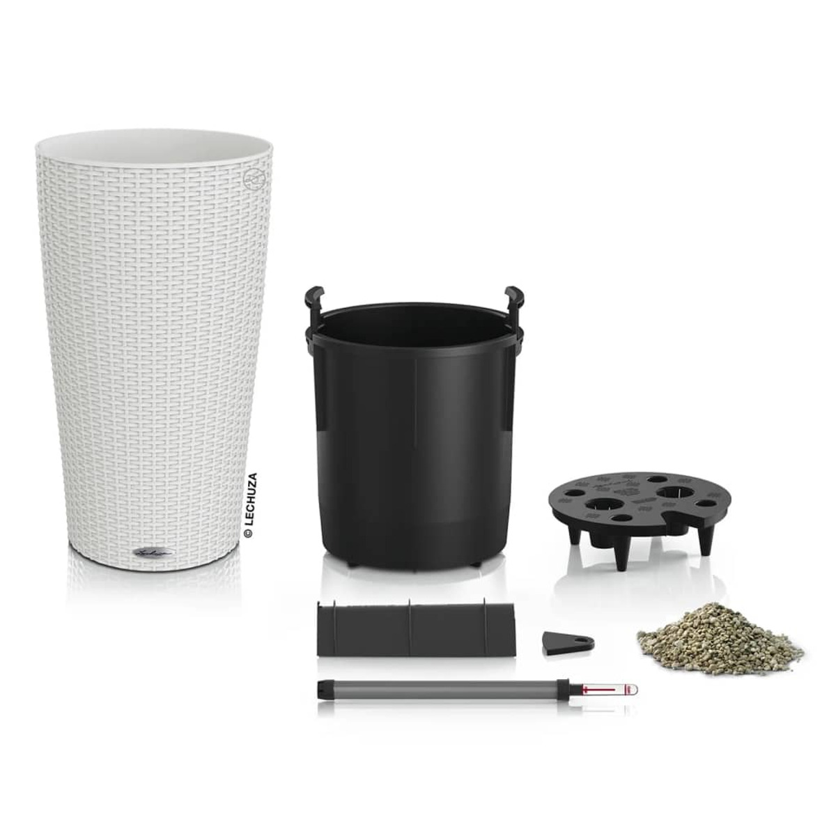 Composants d'un système de pot de plante : un grand pot blanc, un pot intérieur noir et des accessoires.