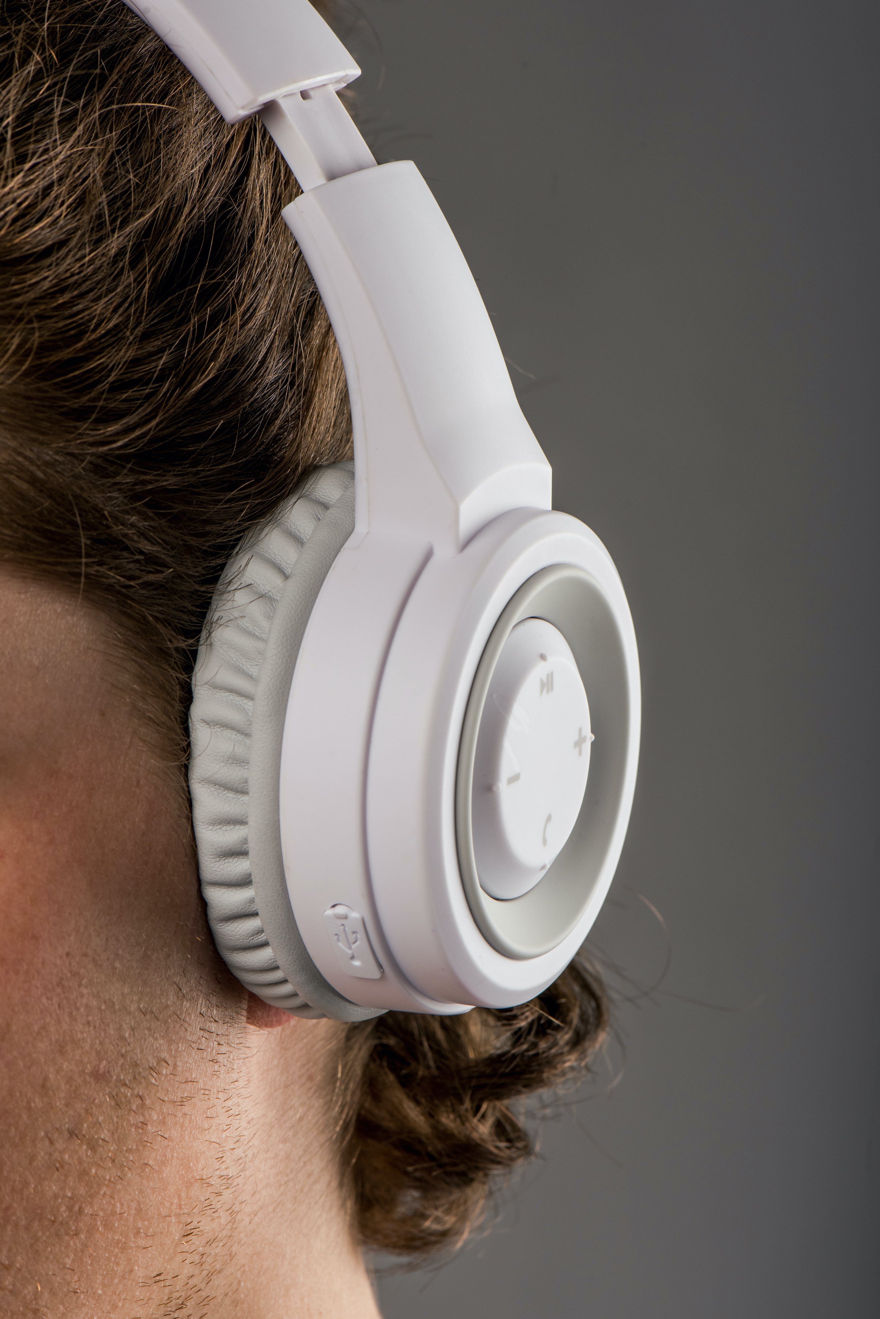 LENCO HPB-330WH, On-ear Vollständig drahtlose Kopfhörer Bluetooth Weiss