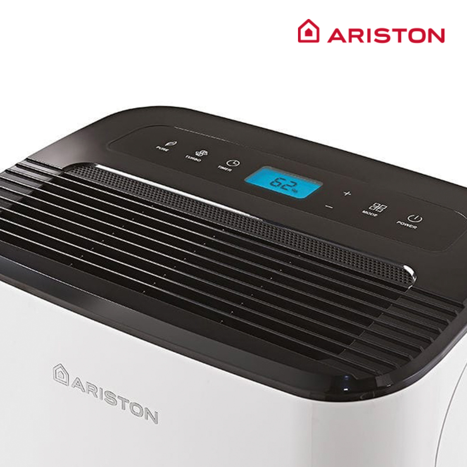 Deshumidificador blanco y negro con pantalla digital mostrando 62. Logo Ariston.