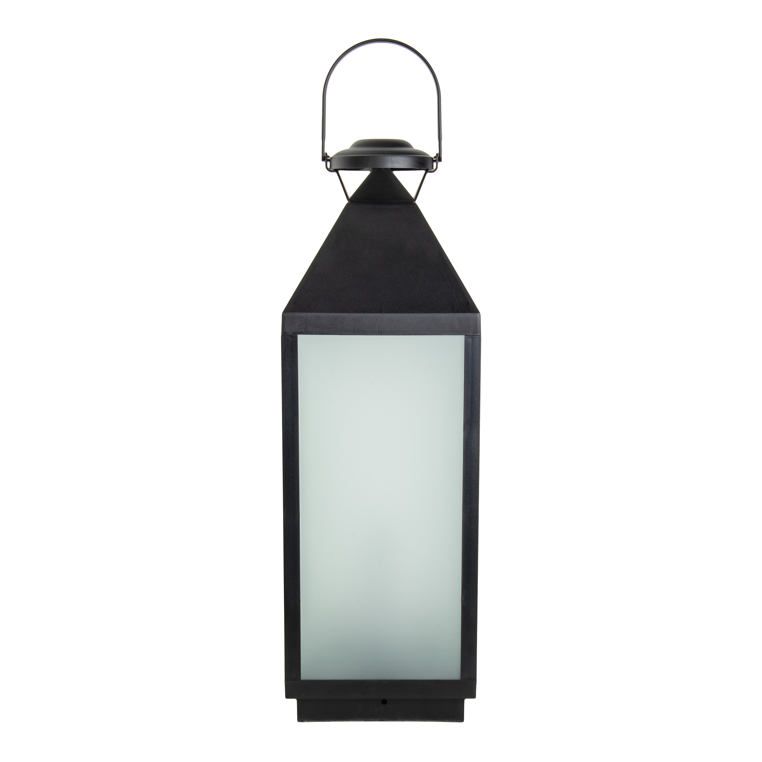 Eine hohe, schwarze Laterne mit Griff und einer weißen, mattierten Glasscheibe. Der Hintergrund ist weiß.