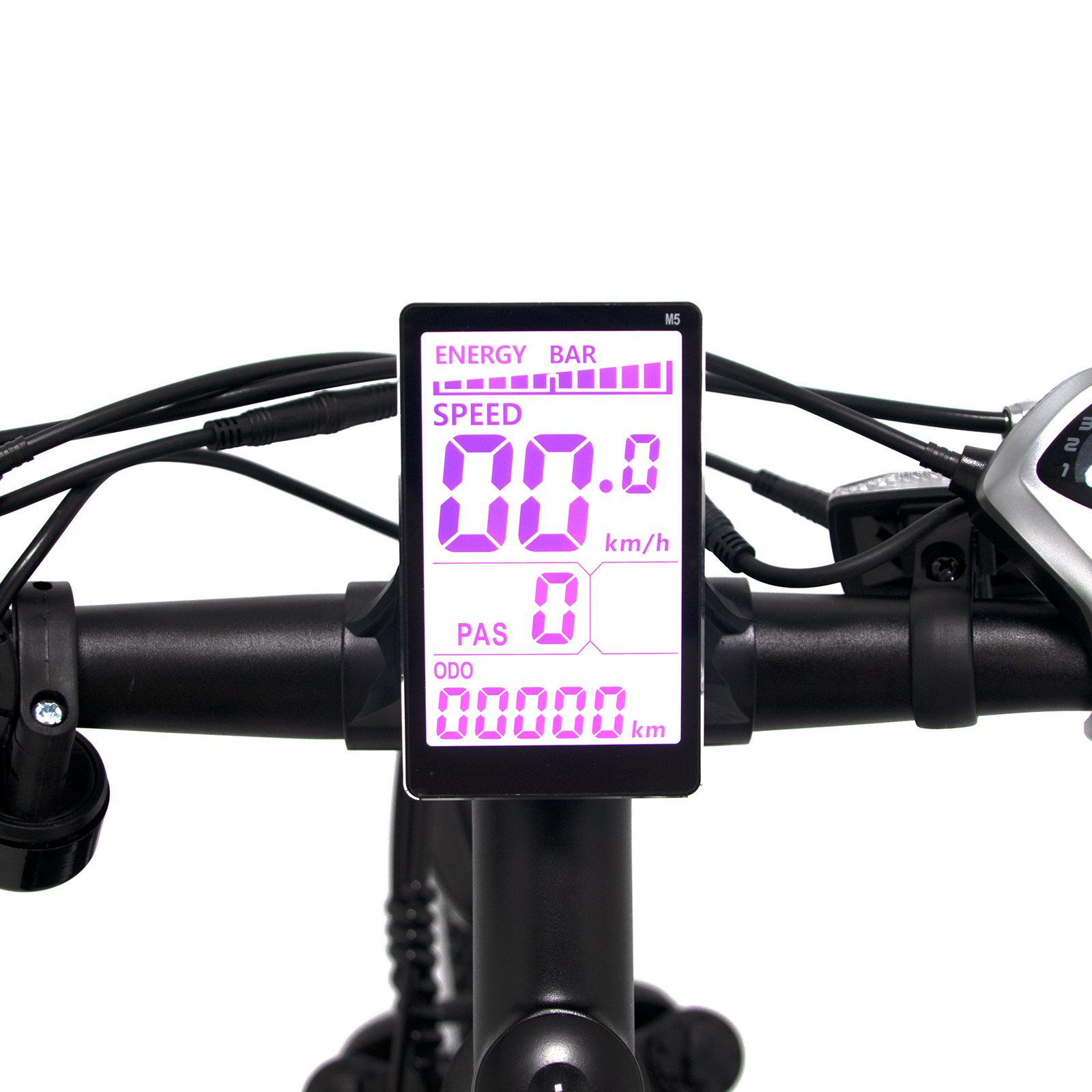 Elektrofahrrad-Display mit Energiebalken, Geschwindigkeit und Kilometerzähler. Schwarzer Lenker und Kabel sichtbar.