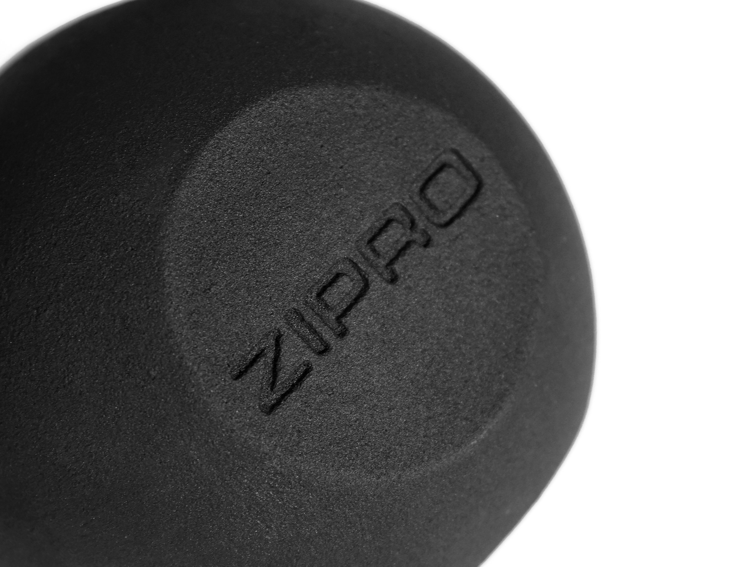 Schwarzer Gummigriff mit ZIPRO-Logo.