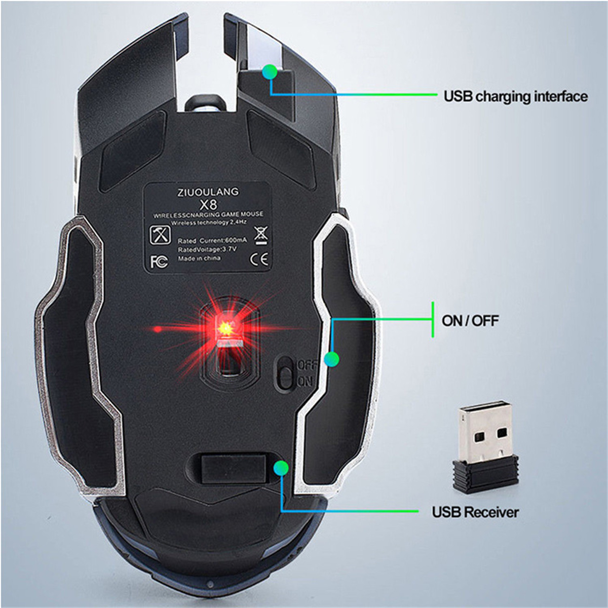 Die Unteransicht einer schwarz-grauen Gaming-Maus mit Beschriftungen für das USB-Laden und Ein/Aus.