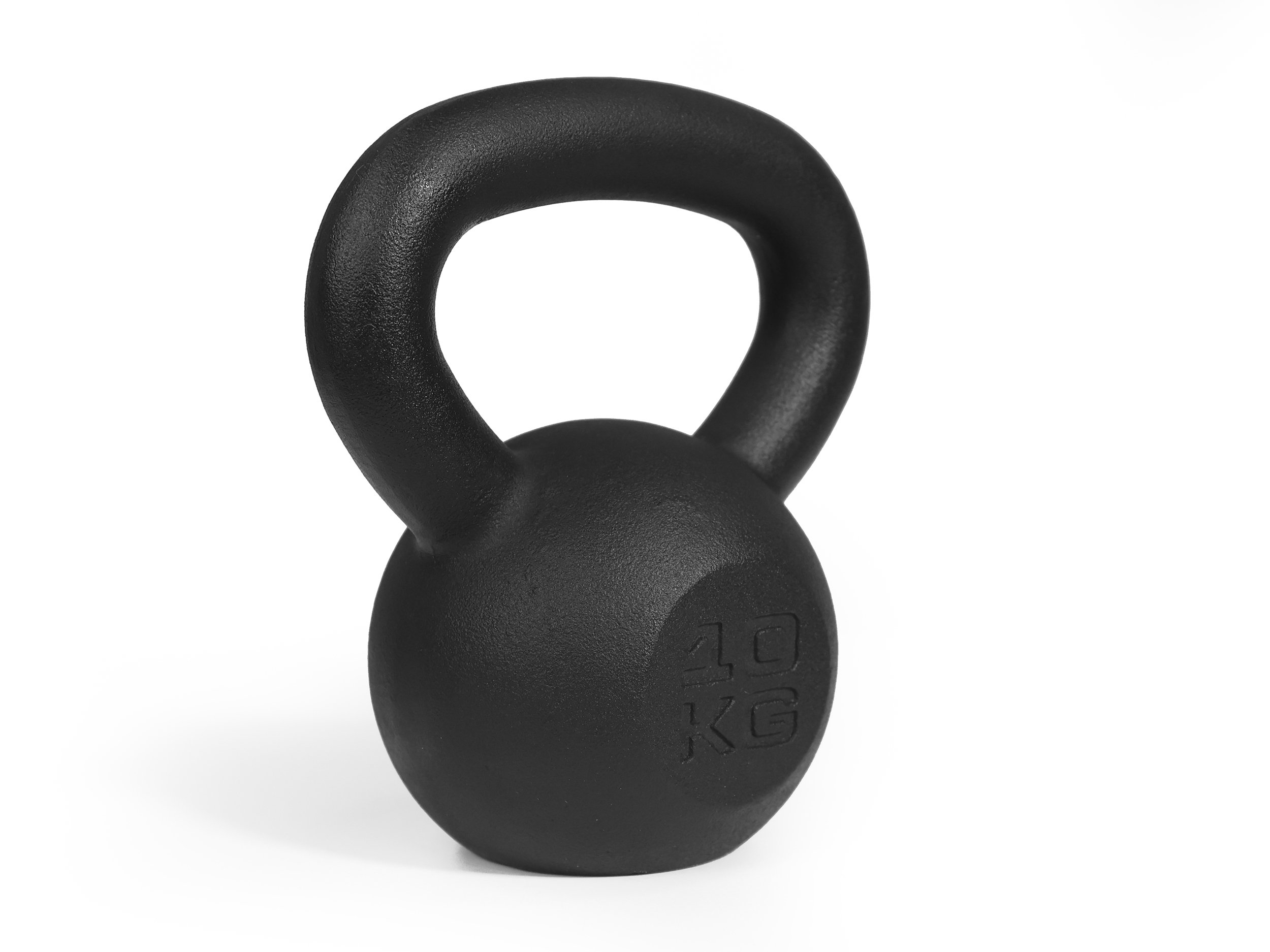 Schwarze Kettlebell, mit Griff und rundem Gewicht, auf weißem Hintergrund. Das Gewicht beträgt 40 kg.