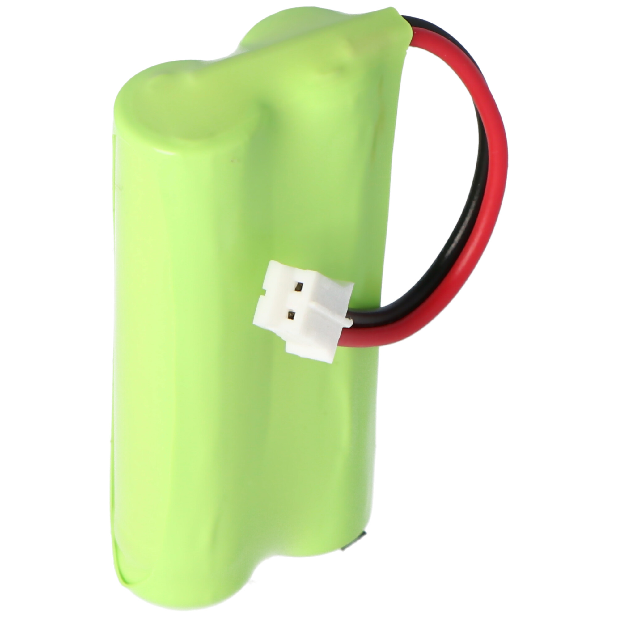 Eine grüne Batterie mit zwei Drähten und einem weißen Stecker, isoliert auf weißem Grund.