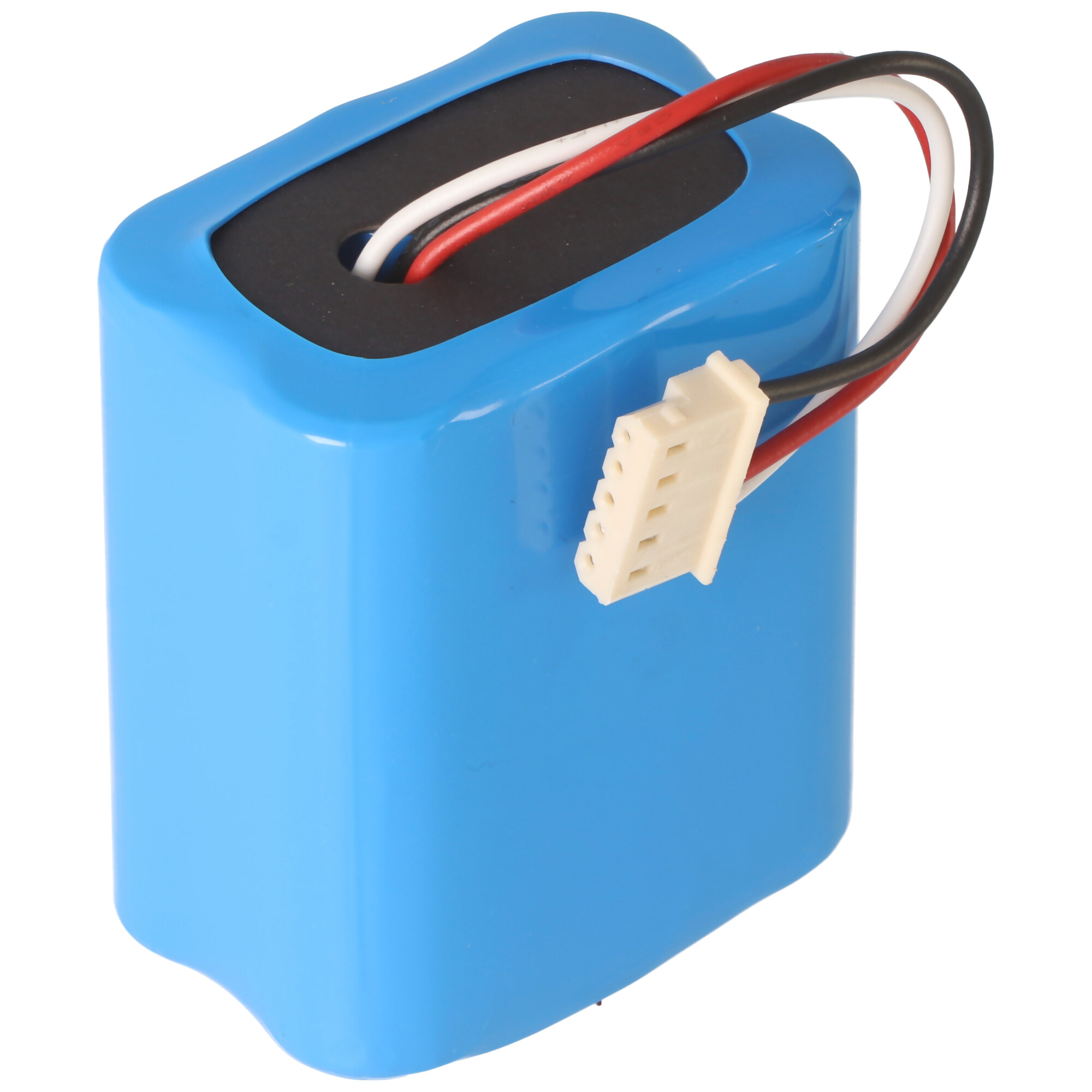 Blauer Akku mit schwarzen, weißen und roten Drähten und einem weißen Stecker, auf weißem Hintergrund.