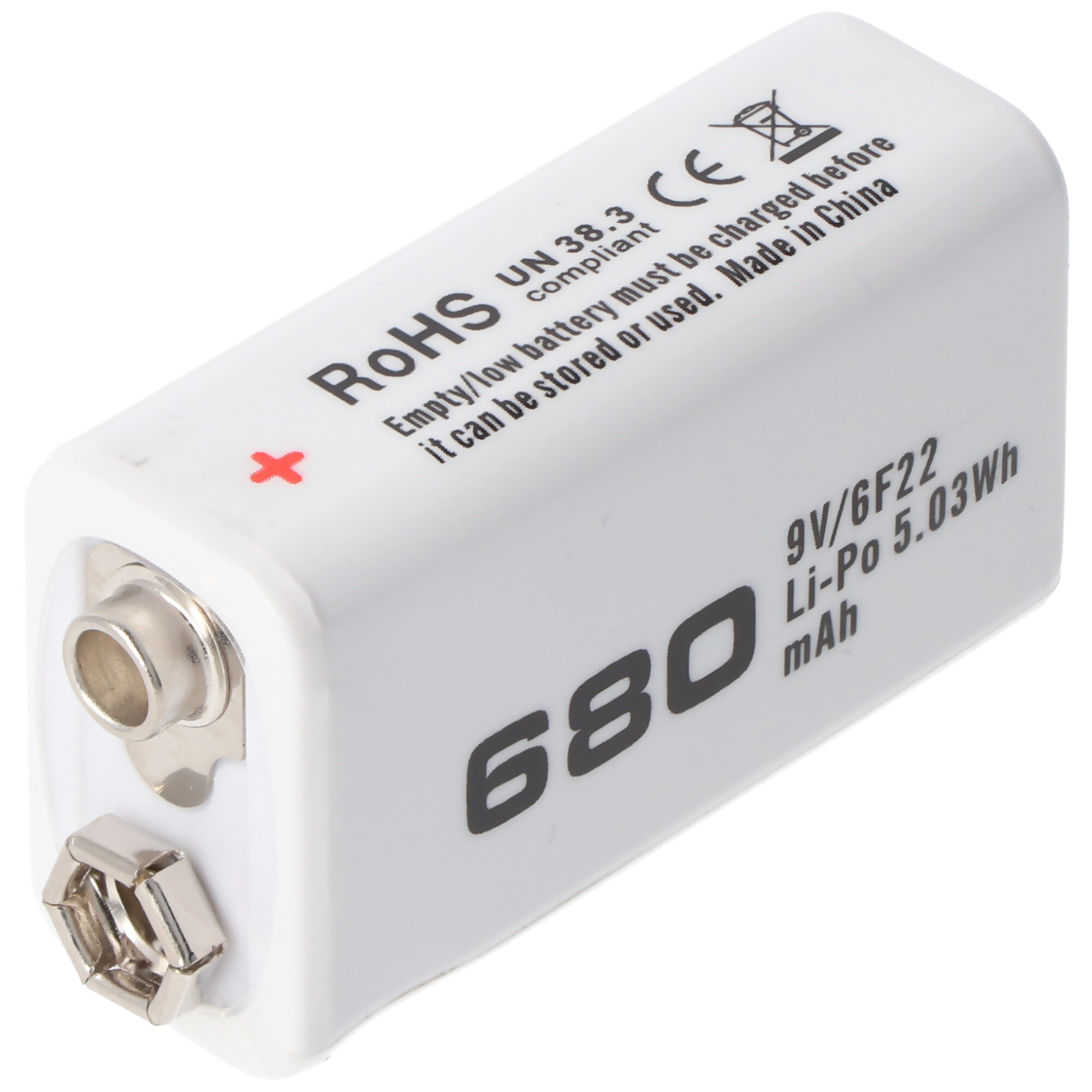 Eine weiße 9V-Batterie mit einem schwarzen 680 mAh-Etikett und einem roten Pluszeichen.
