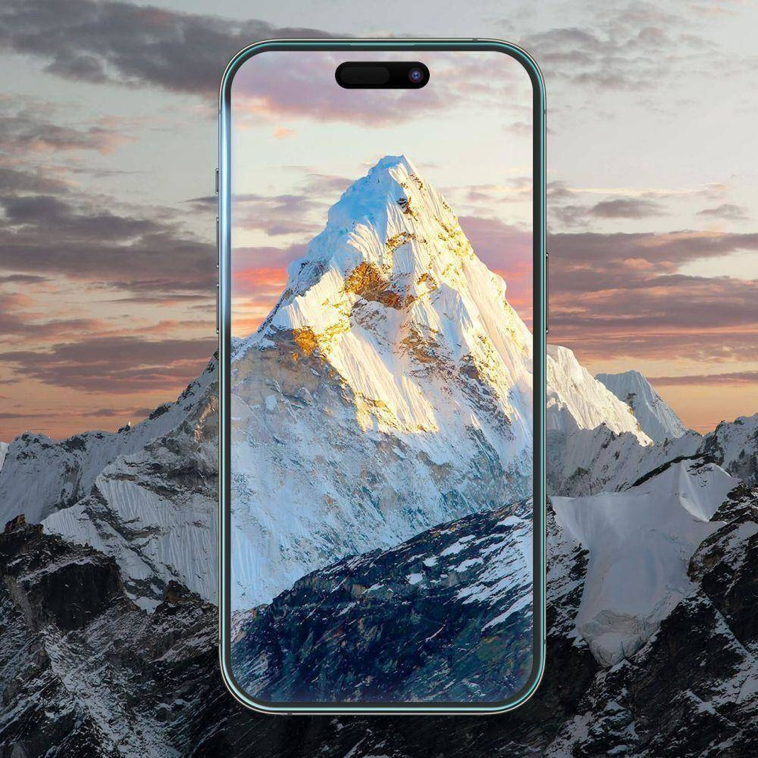 Ein Smartphone zeigt eine Berglandschaft.