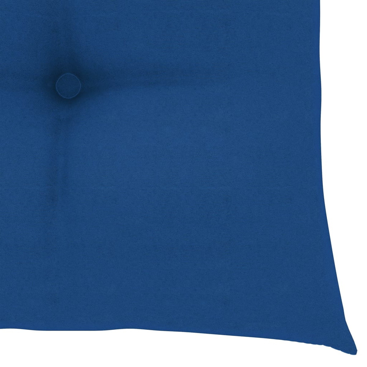 Blaues Kissen mit einem Knopf. Nahaufnahme.