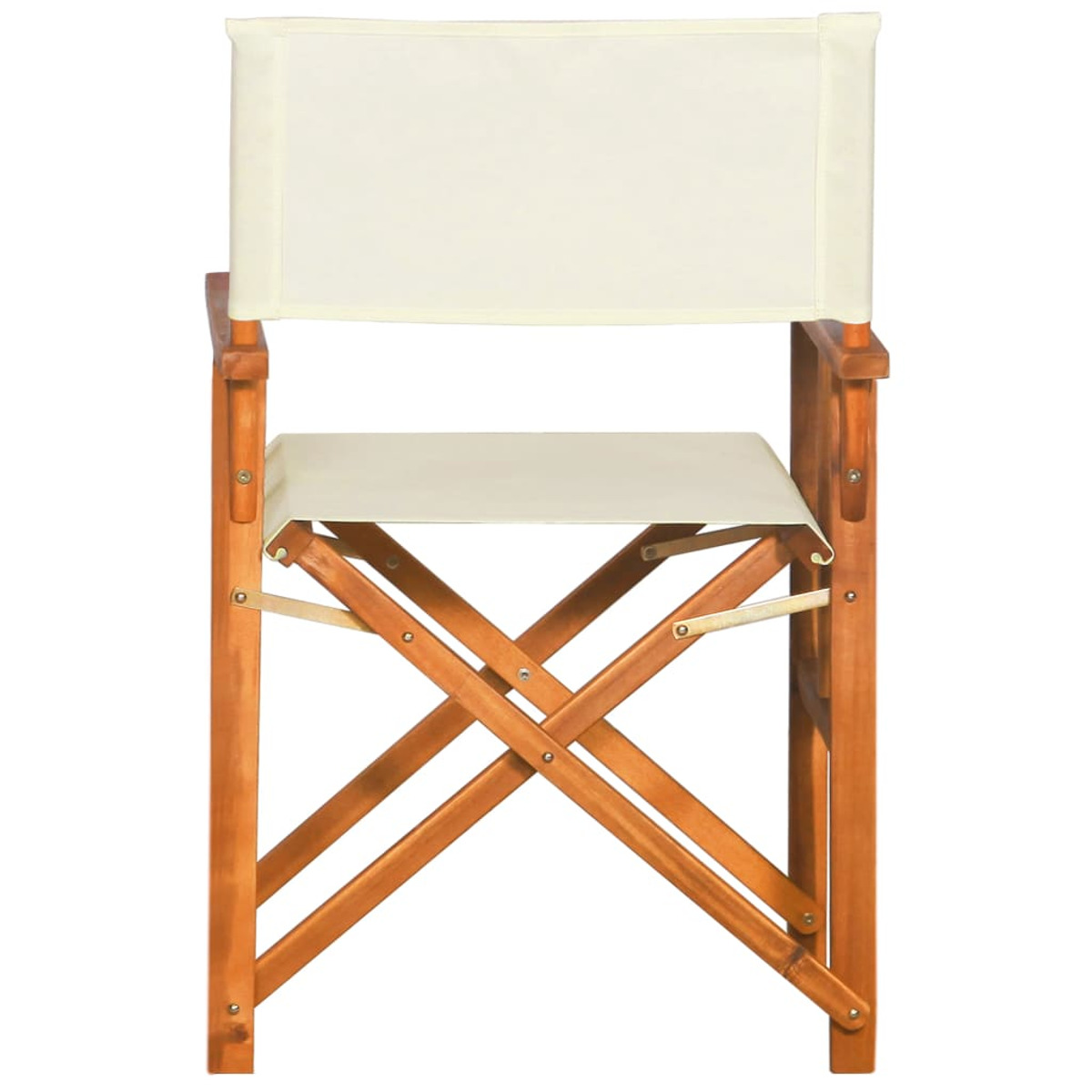 Regiestuhl, zusammengeklappt. Cremefarbener Canvas-Sitz und -Rücken. Holzrahmen. Weißer Hintergrund.