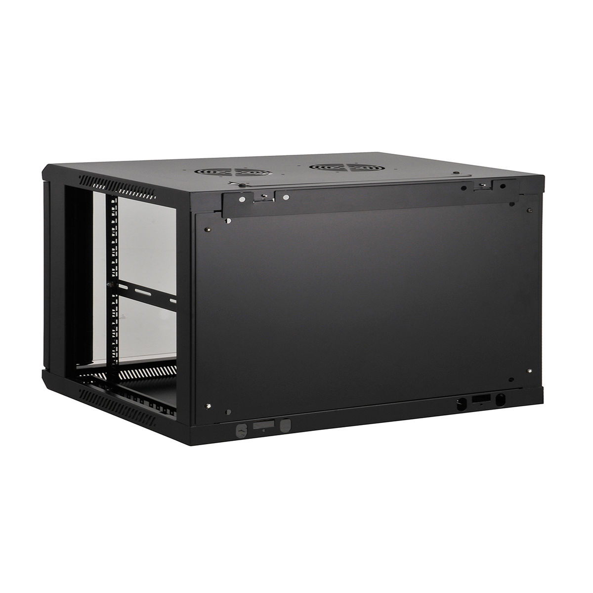 Rack server nero con porta in vetro, lato aperto e ventilazione, su sfondo bianco.