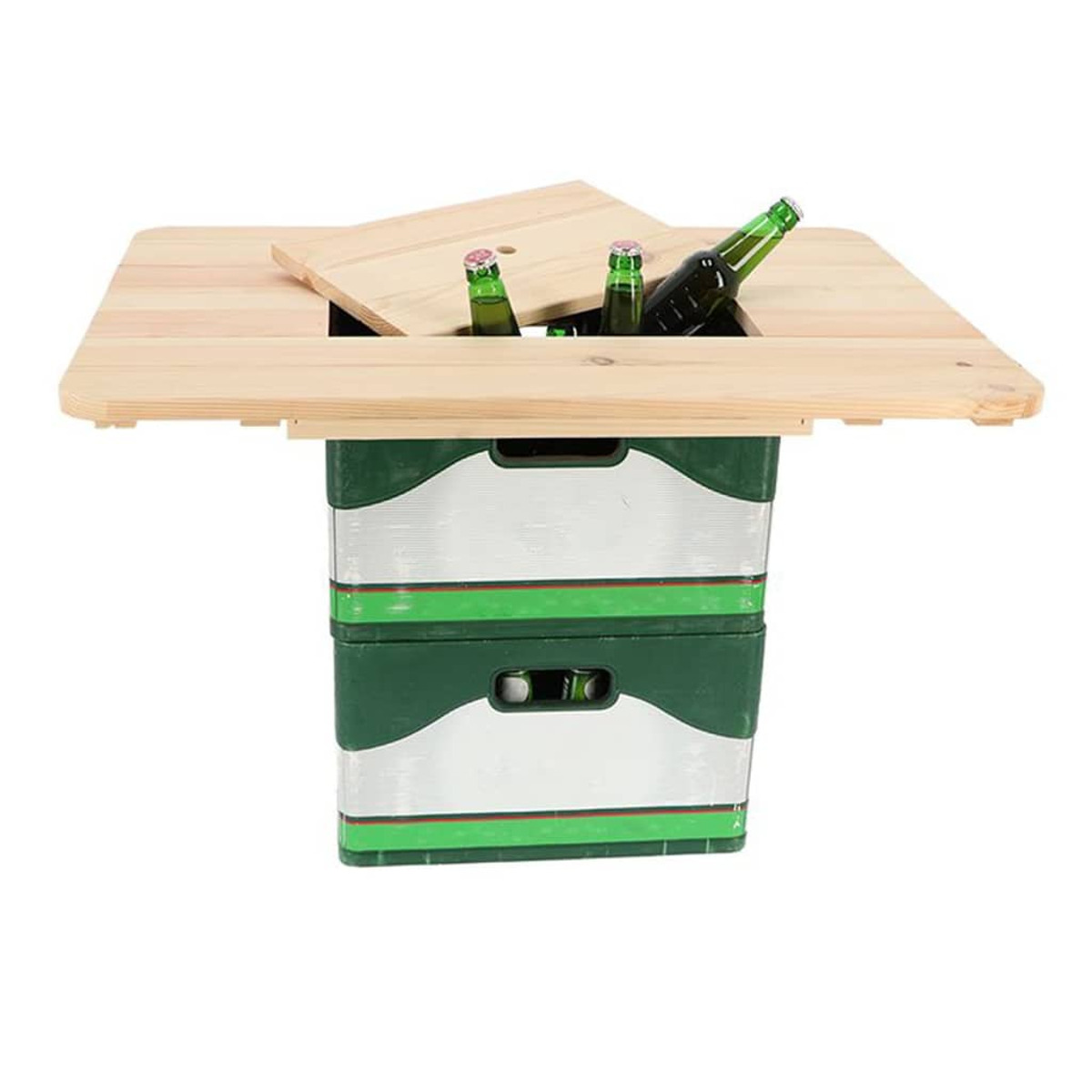 Mesa con dos botellas de cerveza en un enfriador.