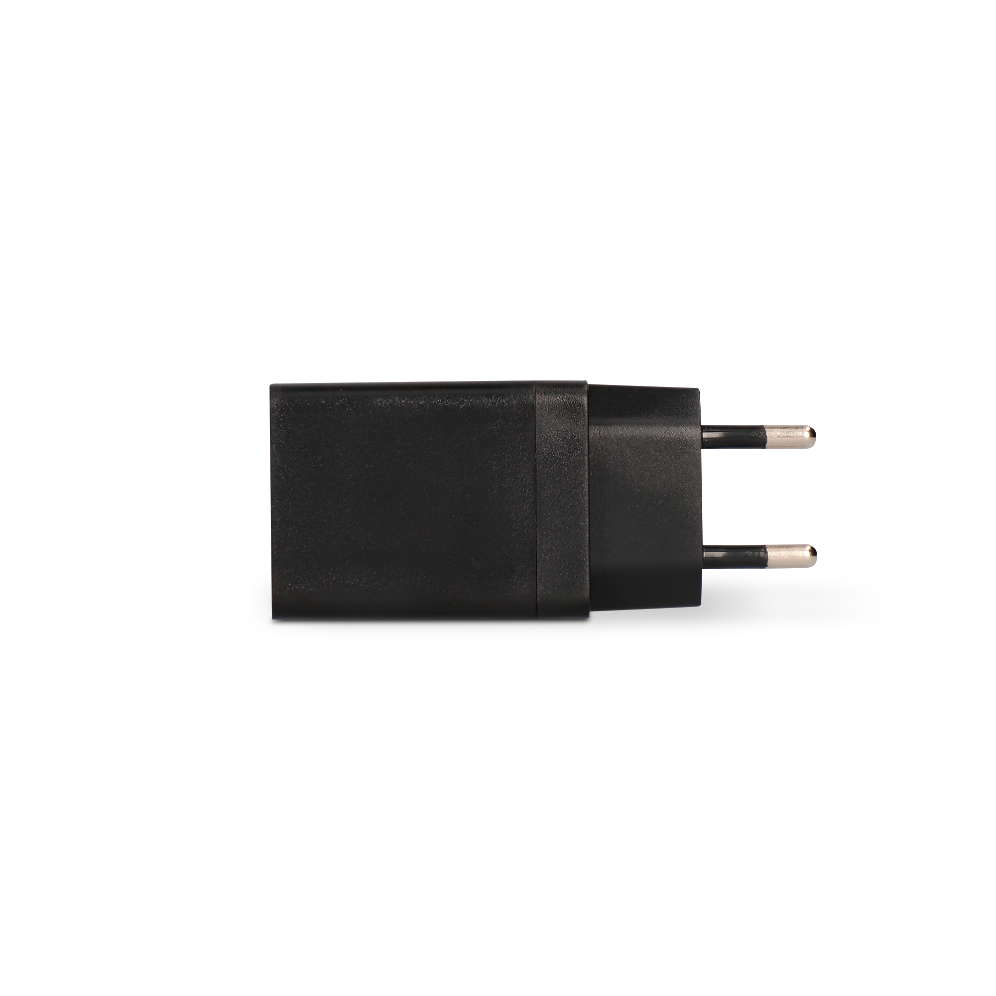 Adaptador de cargador de pared negro con dos clavijas, sobre fondo blanco.