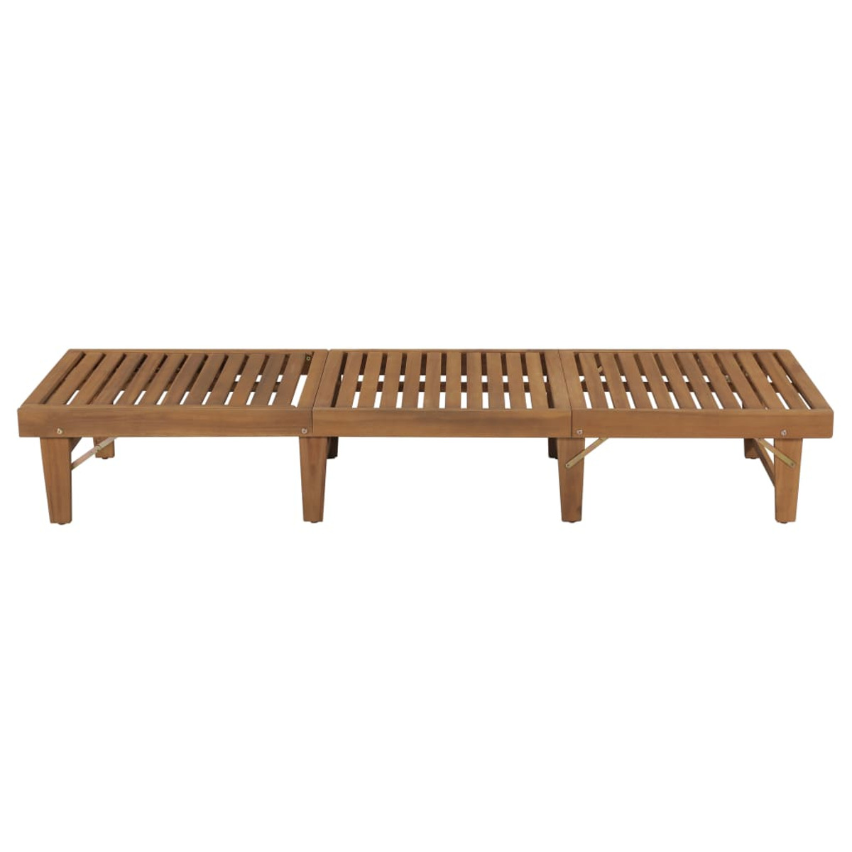 Outdoor-Holzbank mit Lamellen-Design, aus langen Brettern. Sie ist braun und hat drei Abschnitte.
