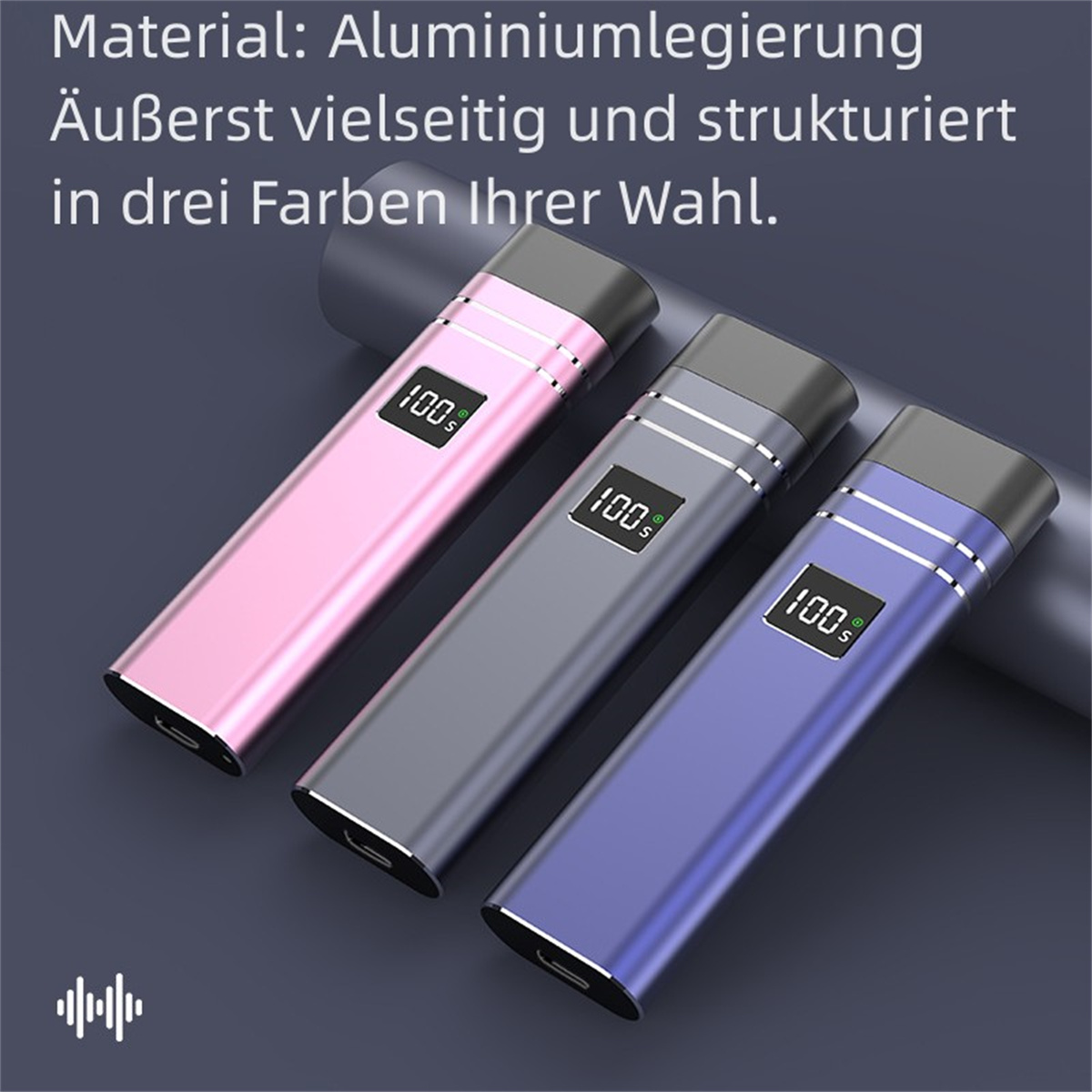 Drei schlanke, farbige tragbare Powerbanks mit Digitalanzeigen, die den Batteriestand anzeigen.