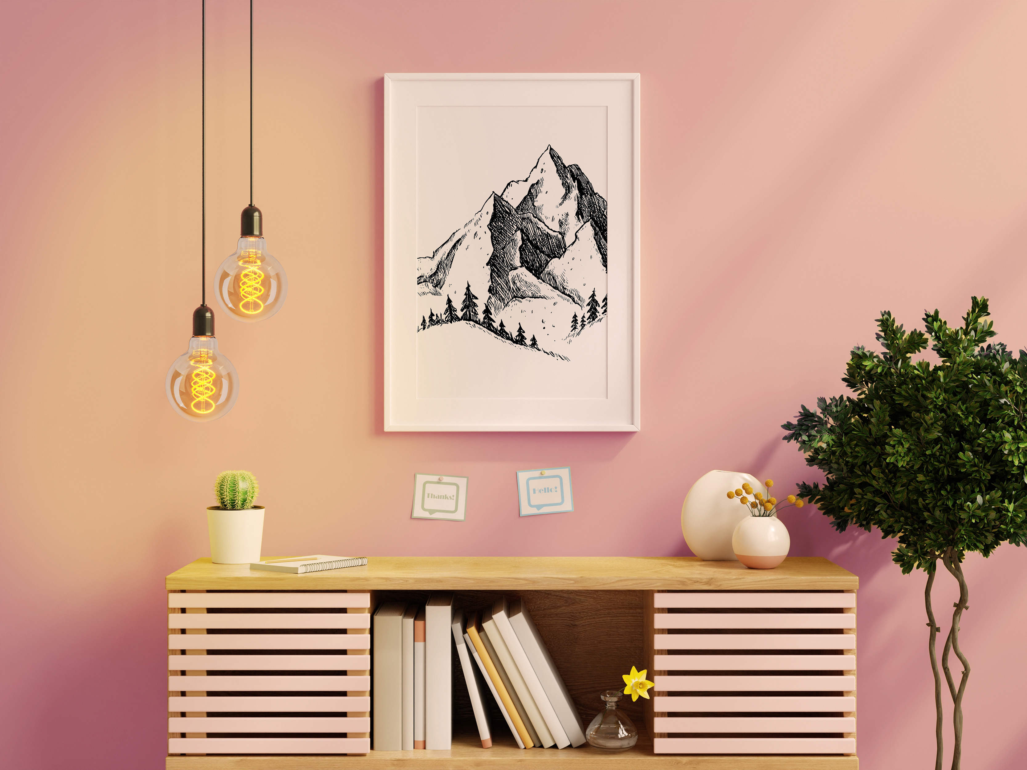 Ein Wohnzimmer mit Schrank, Kunst und Hängelampen. Eine Pflanze und Bücher stehen auf dem Schrank.