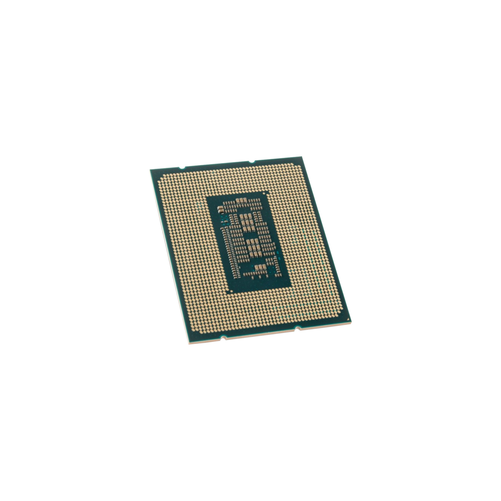 Primer plano de la parte inferior de una CPU, contactos dorados sobre superficie verde oscuro.