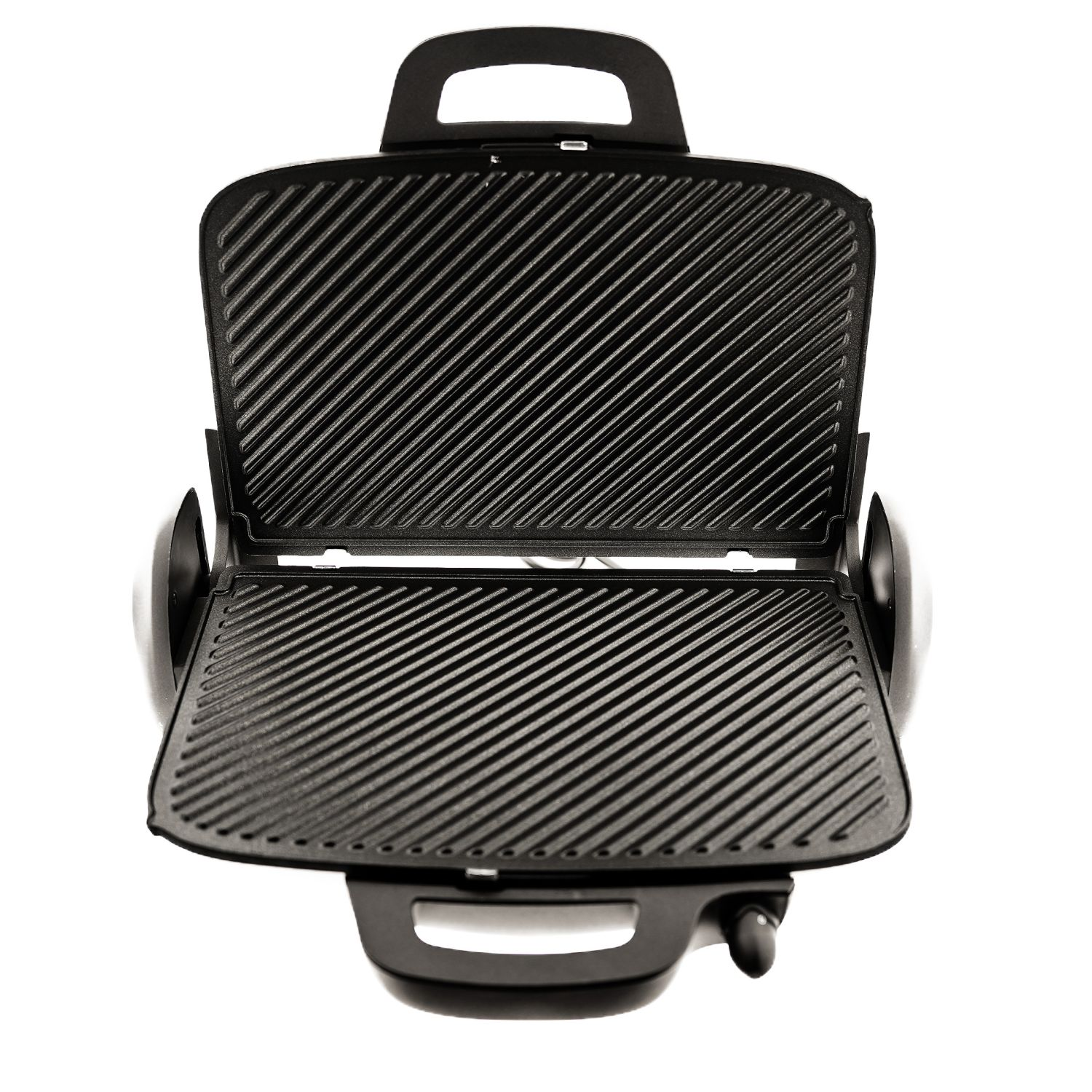 Offener schwarzer Grill mit Rillen, Draufsicht, weißer Hintergrund.