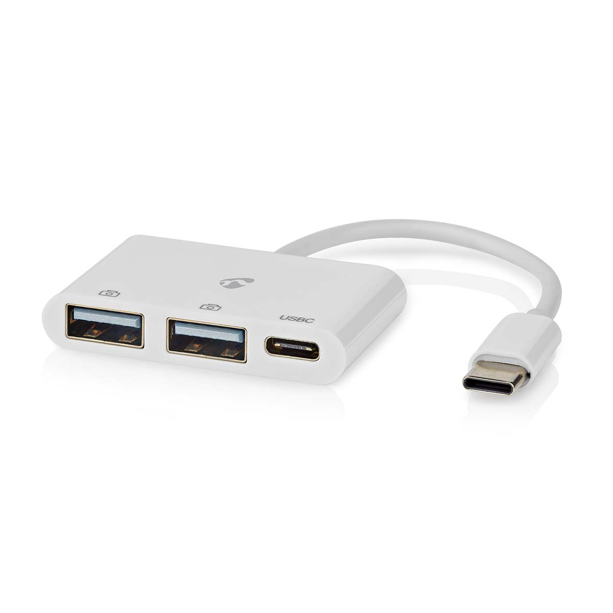 Witte USB-C hub met meerdere poorten. Een kabel loopt naar rechts.