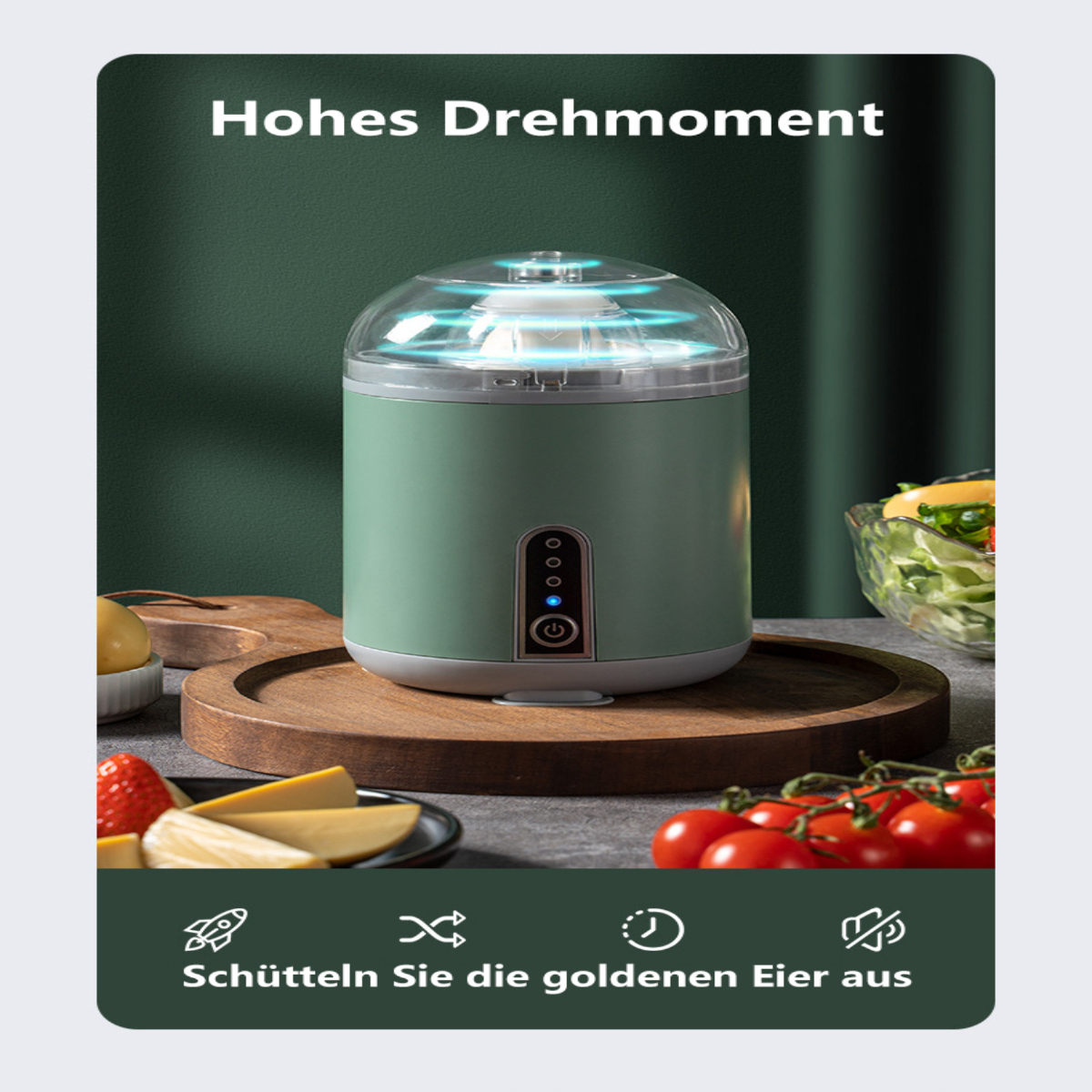 Grüner Eiershaker mit transparentem Deckel, mit Lebensmitteln wie Tomaten und Salat auf einem Tisch.