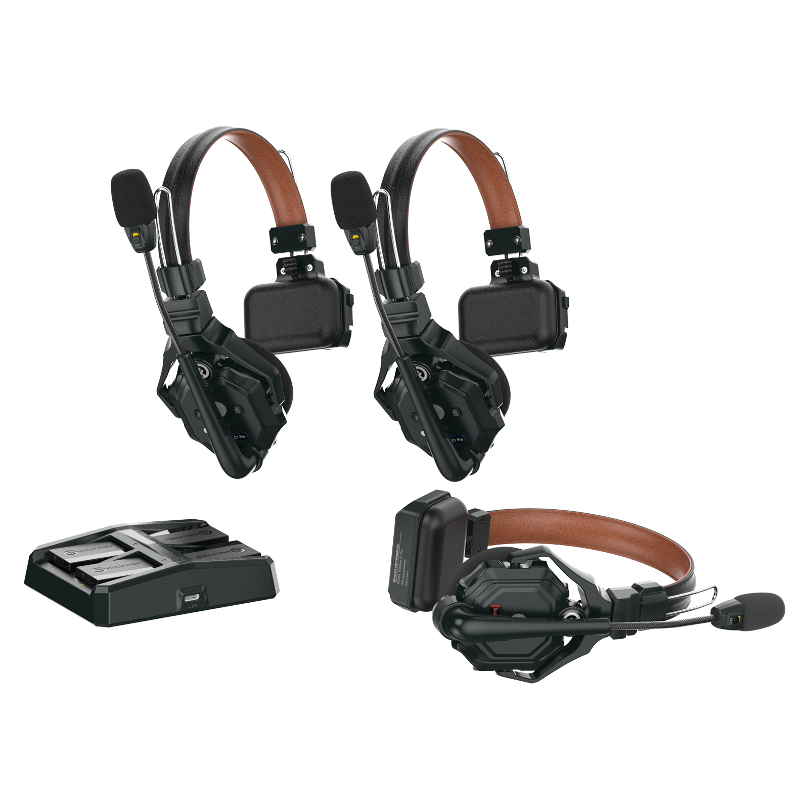 Dos auriculares negros y una estación de carga. Diademas marrones. Fondo blanco.