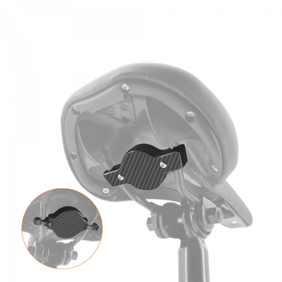 Siodło rowerowe z dołączonym akcesorium z włókna węglowego, z wstawką zbliżeniową akcesorium.