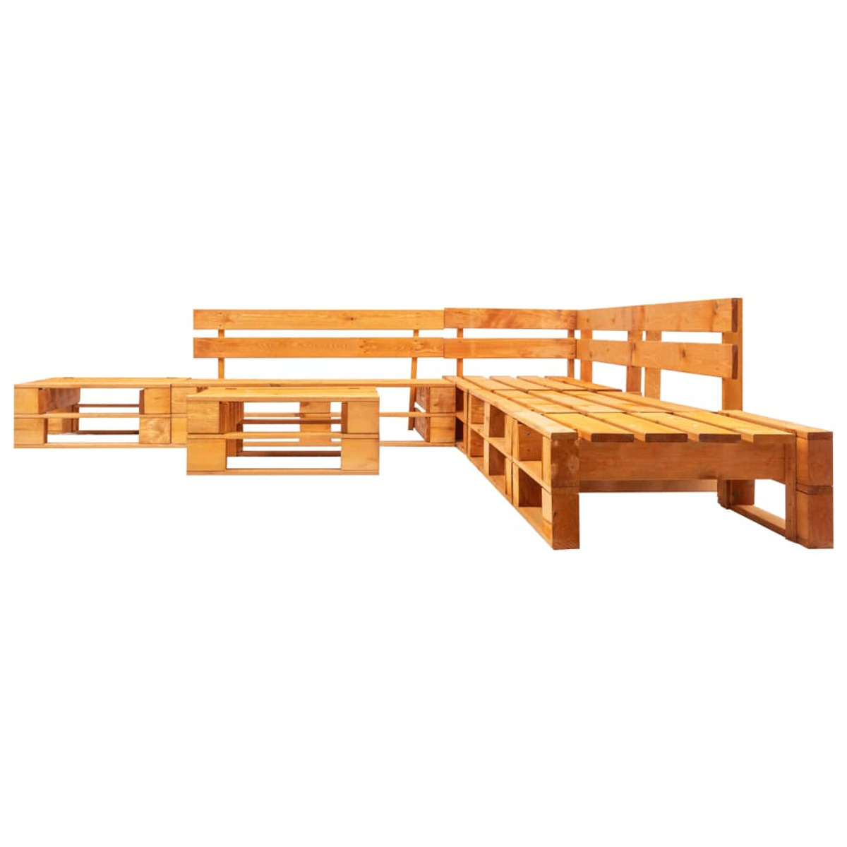 Möbelset aus Holzpaletten. Es beinhaltet ein Sofa, einen Tisch und eine Eckcouch. Weißer Hintergrund.