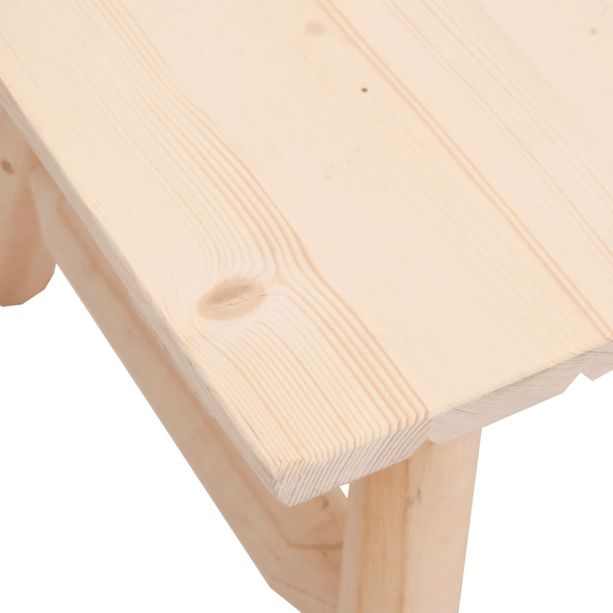 Ecke eines Holztisches. Nahaufnahme der Holzmaserung, helle Farbe und ein Bein.