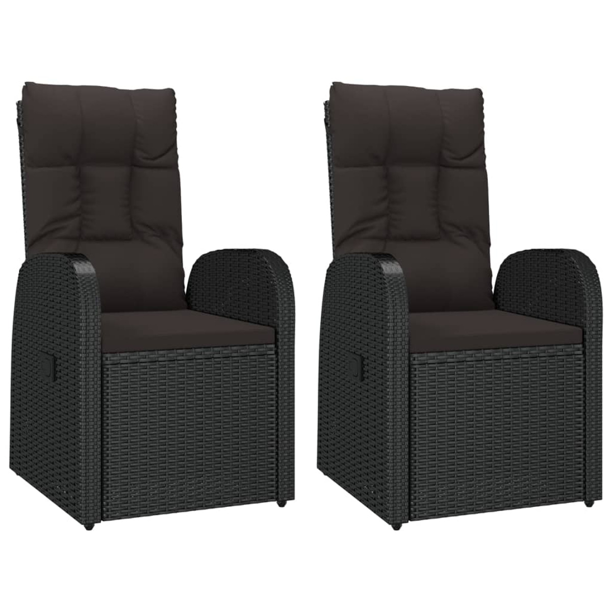 Paar schwarze Rattan-Liegestühle mit dunkelbraunen Kissen, weißer Hintergrund.