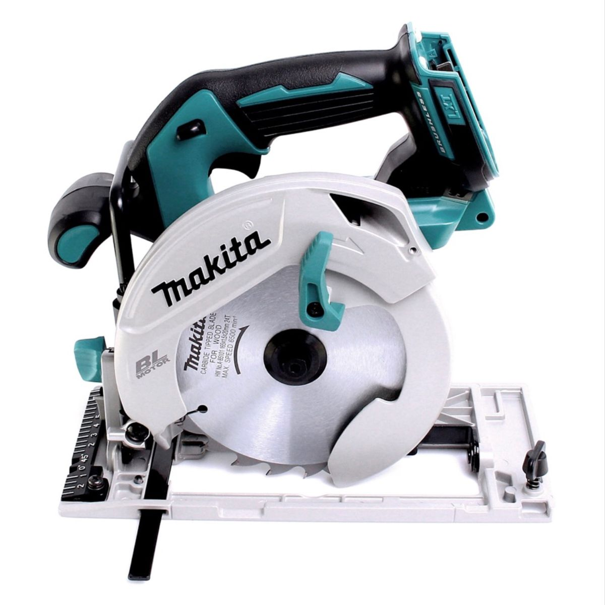 Makita Kreissäge, türkis und grau, auf weißem Hintergrund.