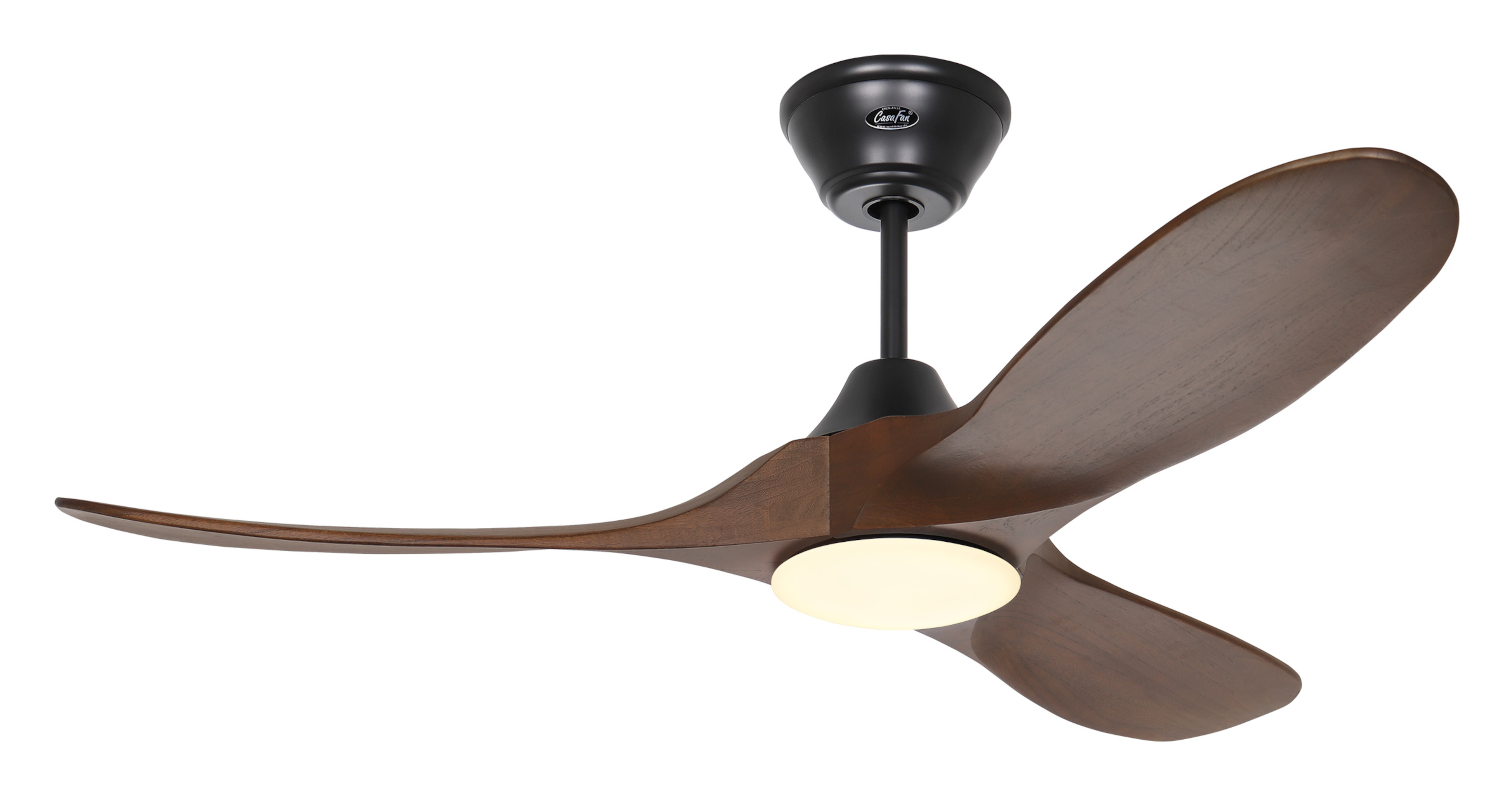 Ventilatore da soffitto con tre pale curve in legno e alloggiamento motore nero. Luce inclusa.