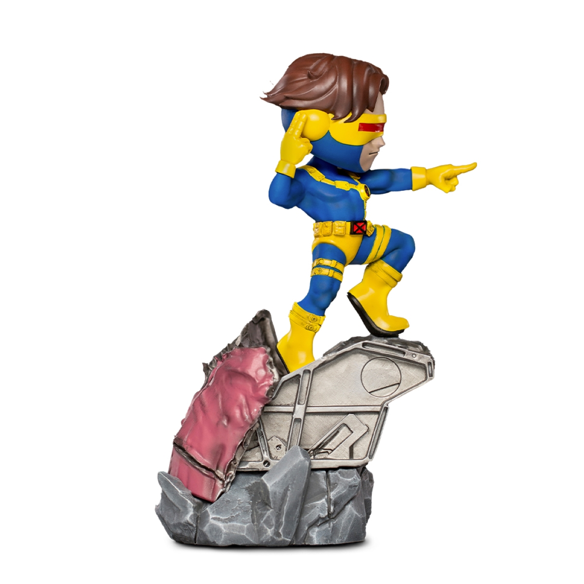 Cyclops-Statue auf felsigem Sockel, zeigend, mit blau-gelbem Kostüm.