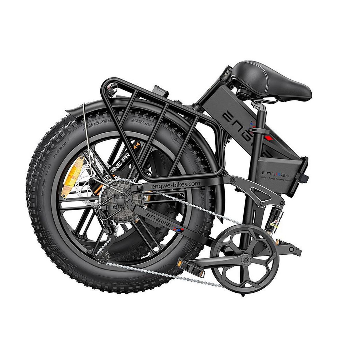 Faltbares E-Bike in Schwarz und Grau. Große Reifen und ein Gepäckträger. Die Marke ist ENGWE.