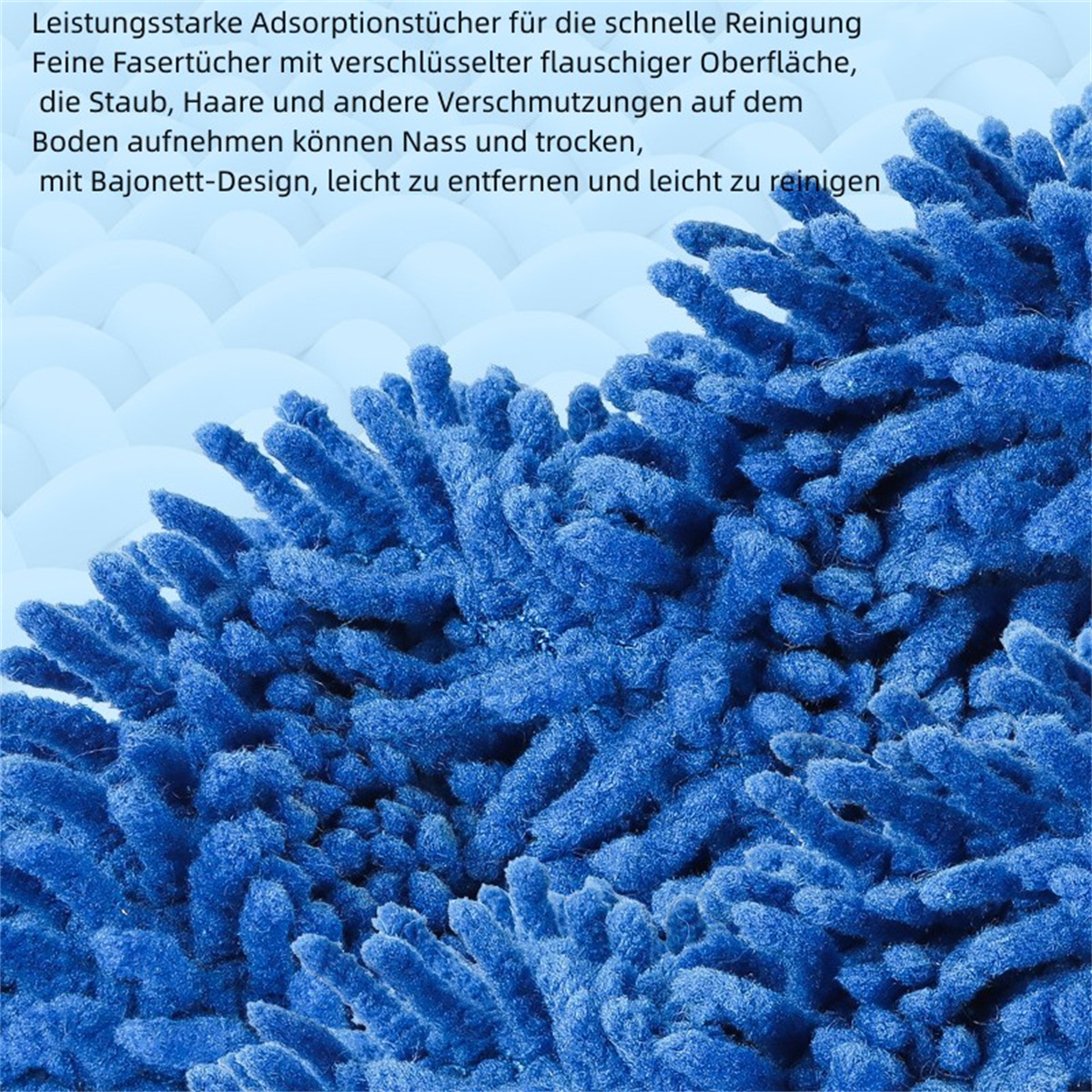 Primer plano de un paño de limpieza azul de microfibra con fibras densas y texturizadas. Fondo borroso.