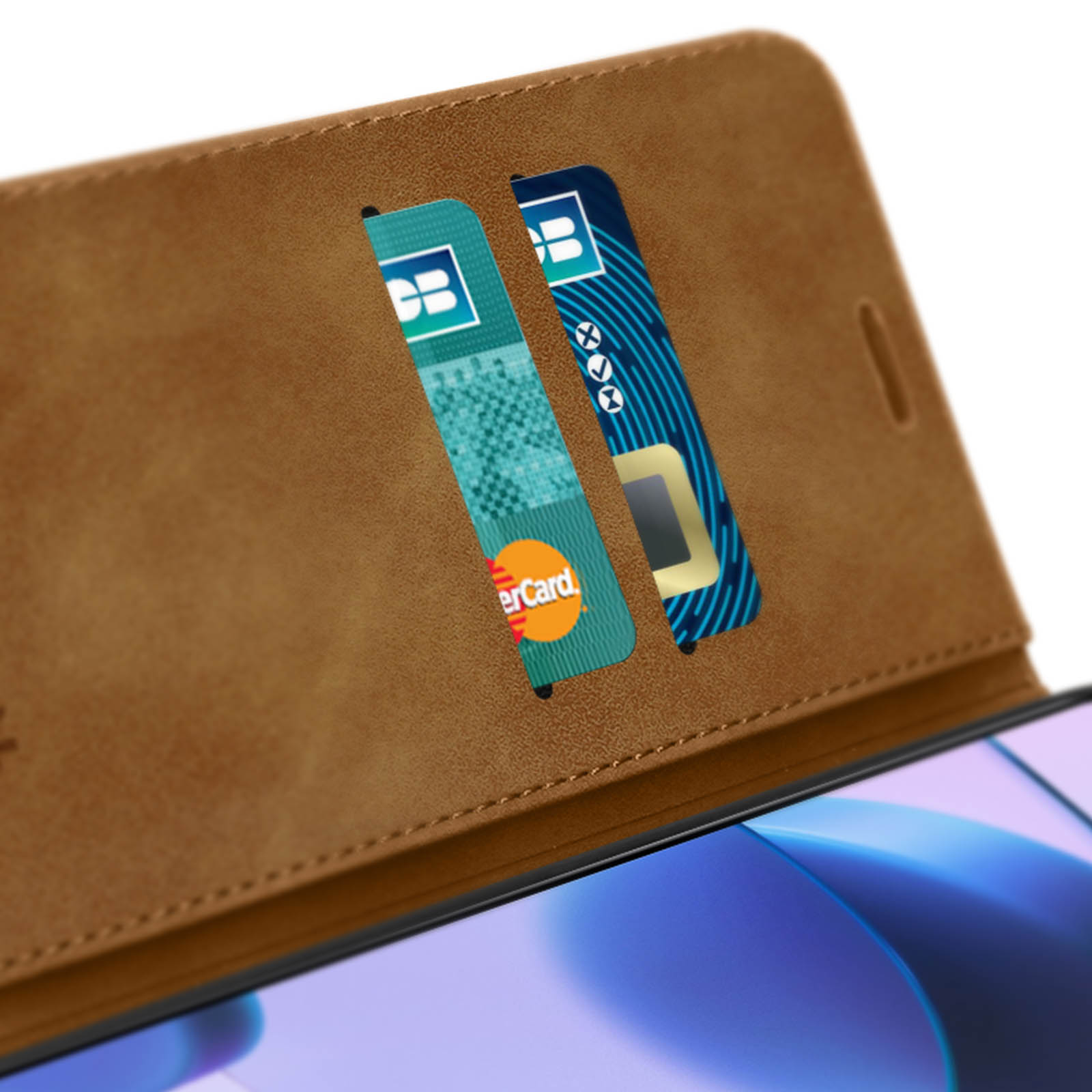 Custodia marrone per telefono. Contiene due carte. Carte blu e gialle visibili.