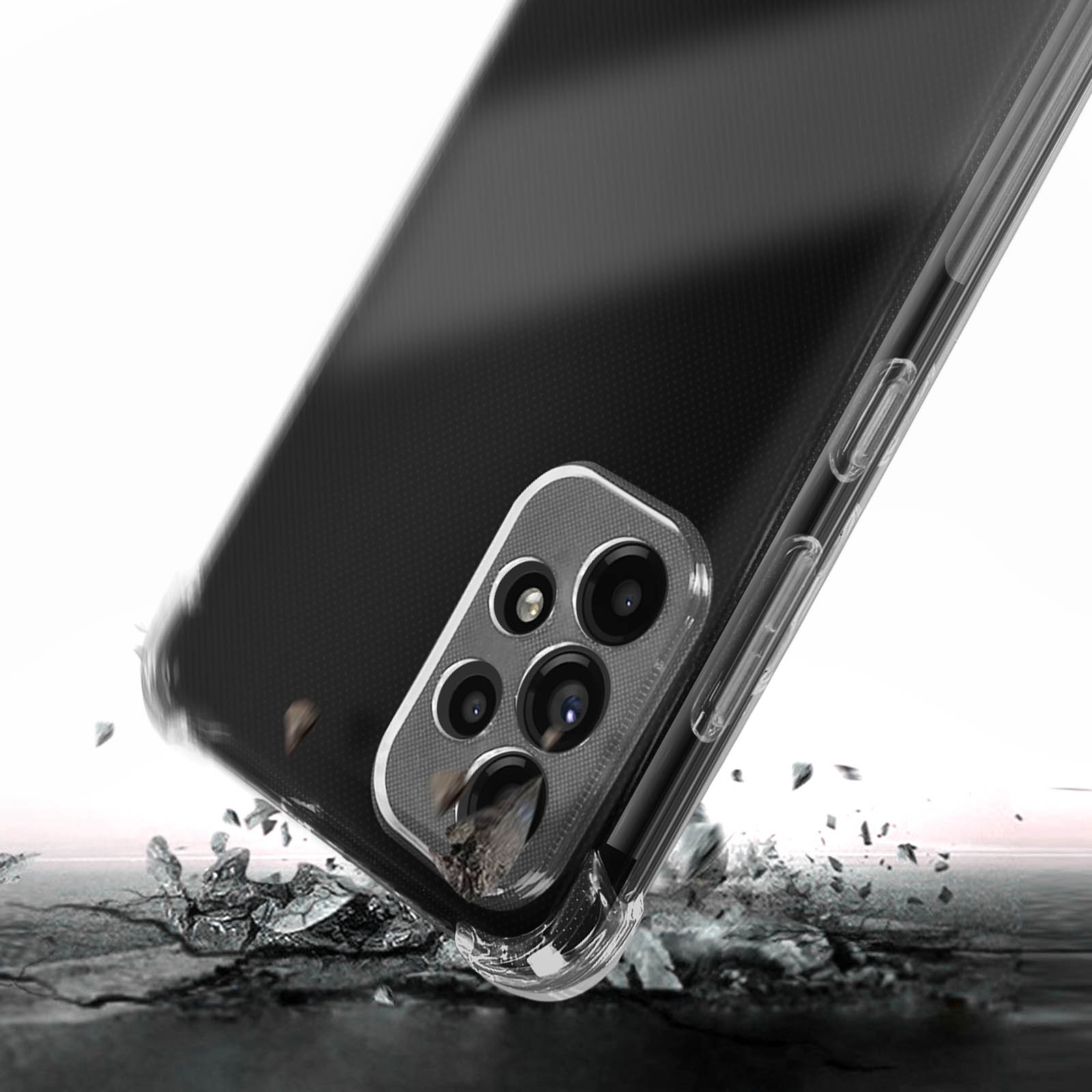 Primo piano di una custodia per smartphone con retro trasparente. La custodia sta cadendo. Superficie grigia.