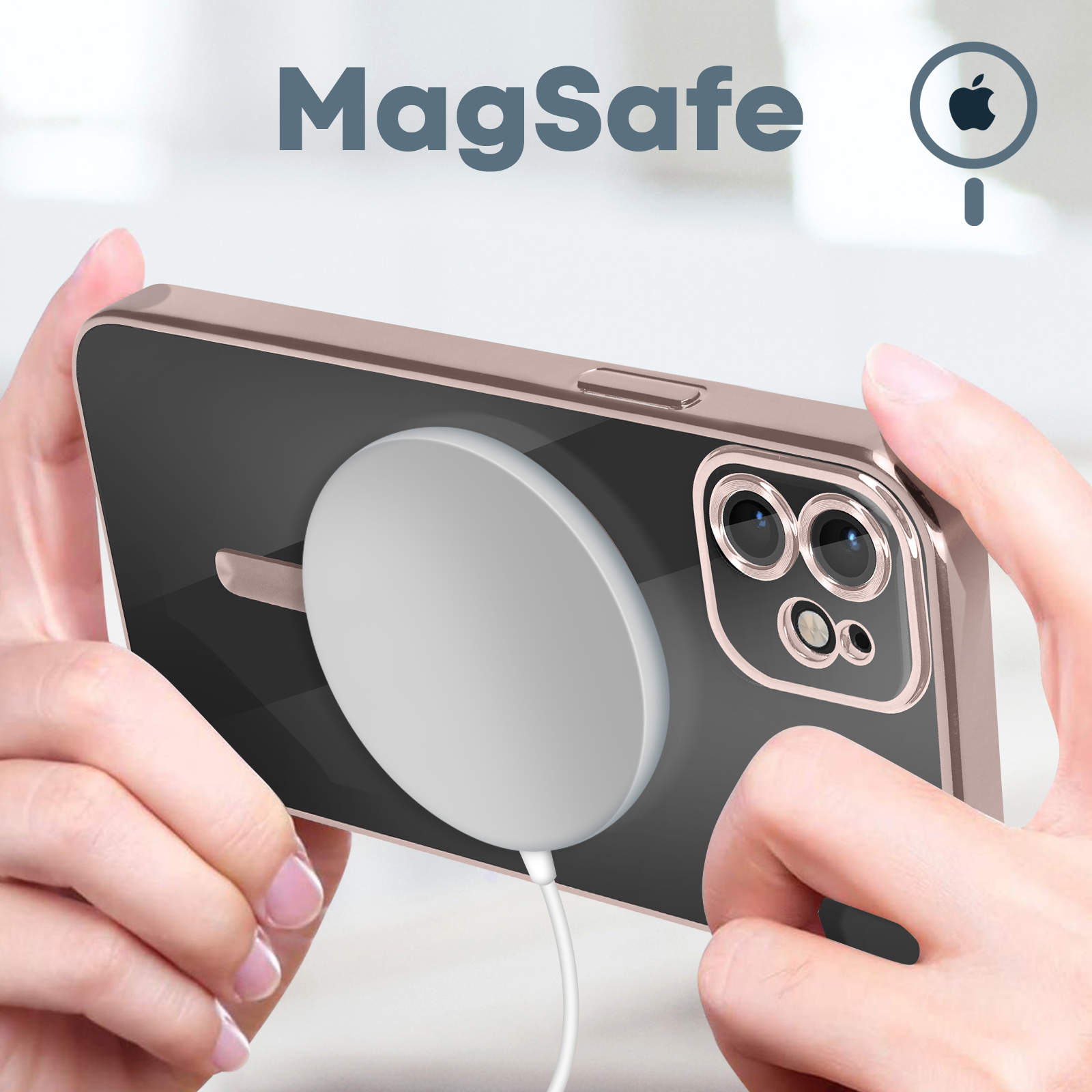 Mani che tengono un telefono con un caricatore MagSafe. La custodia del telefono è oro chiaro.